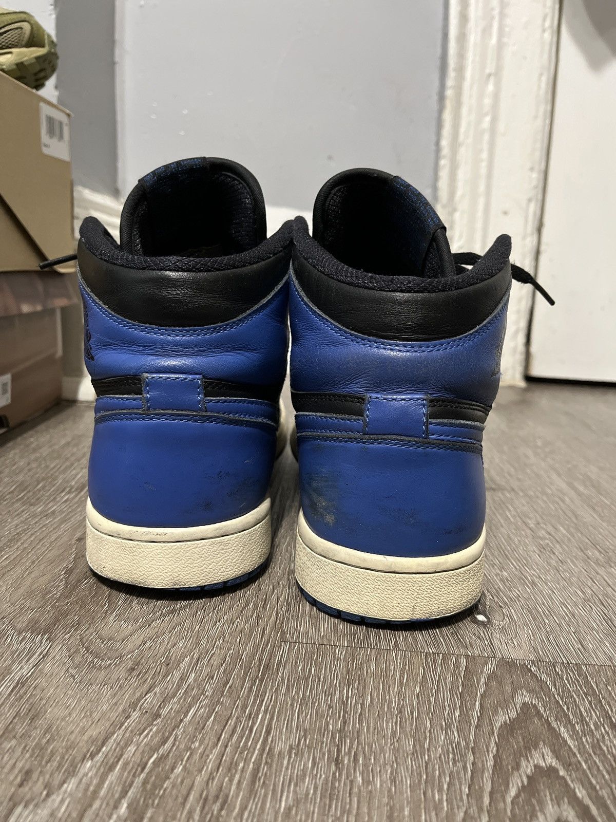 Jordan Brand Jordan 1 Retro Royal 1s Size US 10 / EU 43 - 6 Thumbnail