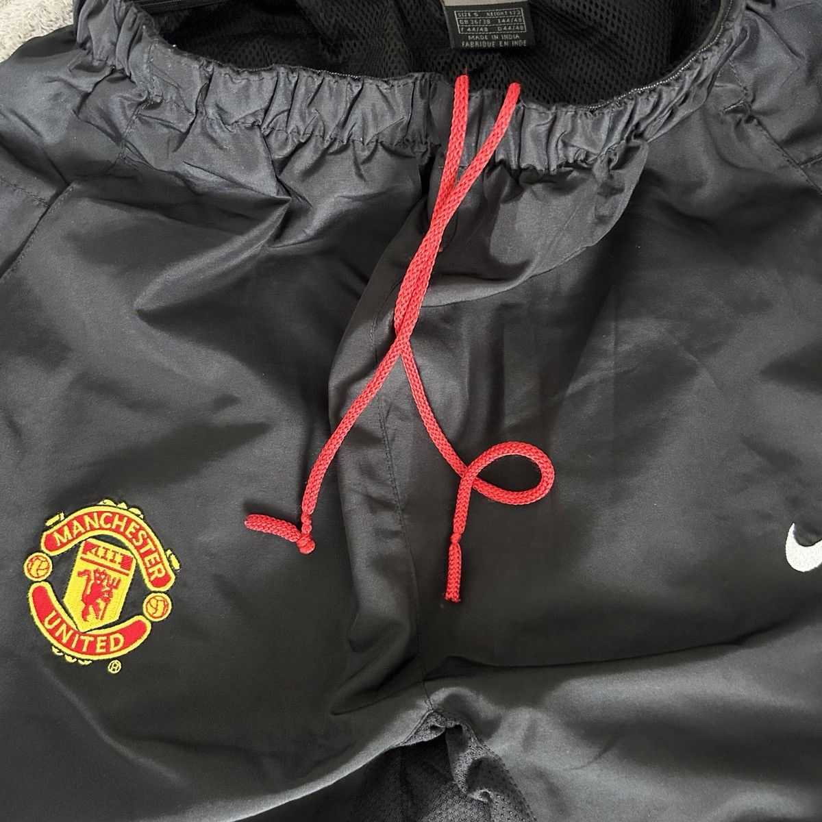 Nike Manchester United pants nike vintage Size US 31 - 5 Thumbnail