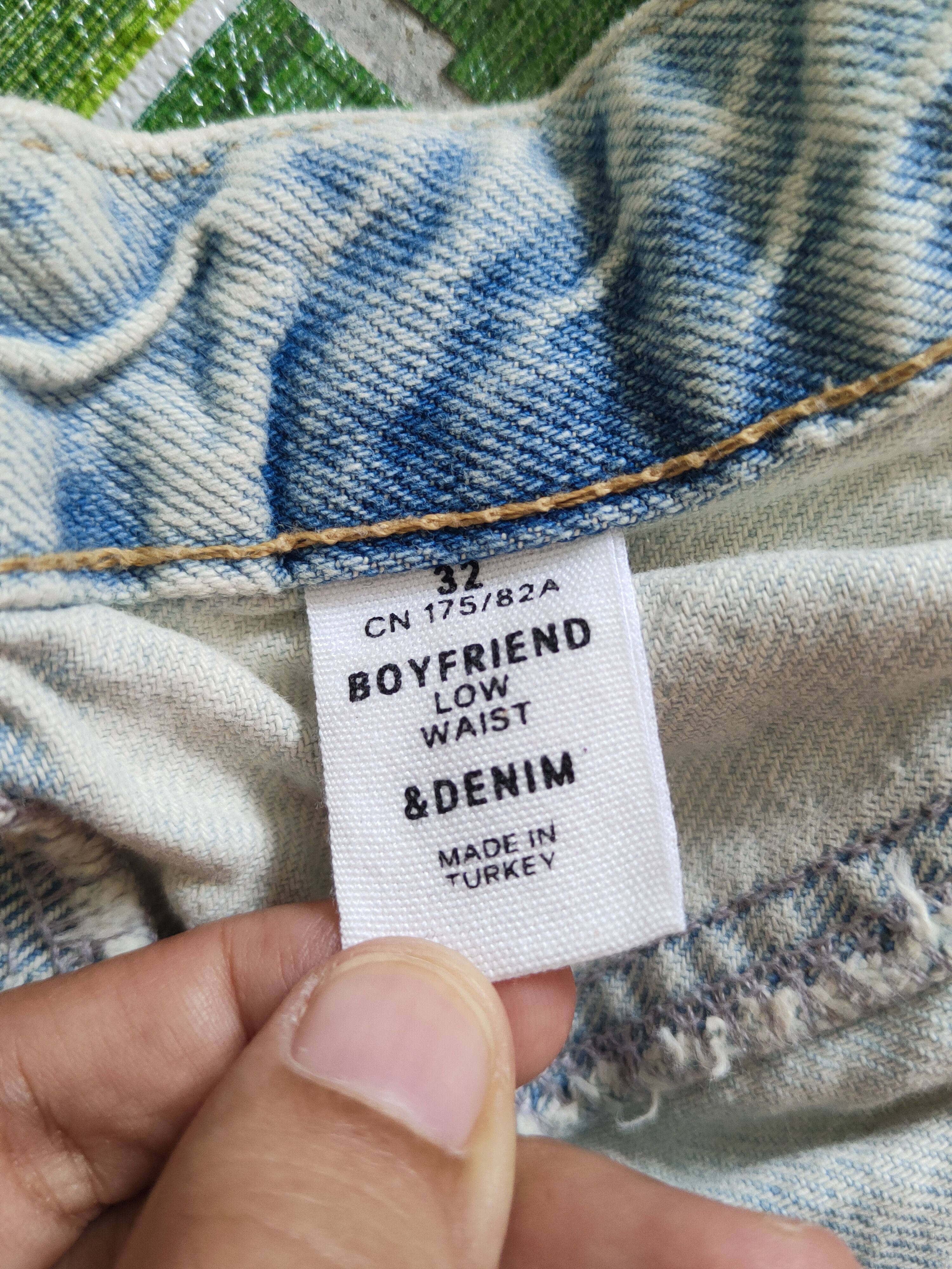 Japanese Brand & Denim Blue Faded Distressed Ripped Jeans #S2357 Size US 33 - 15 Thumbnail