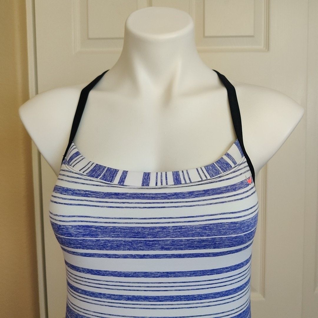 Nike Nike striped halter athletic tank top sz M/10 Size M / US 6-8 / IT 42-44 - 3 Thumbnail