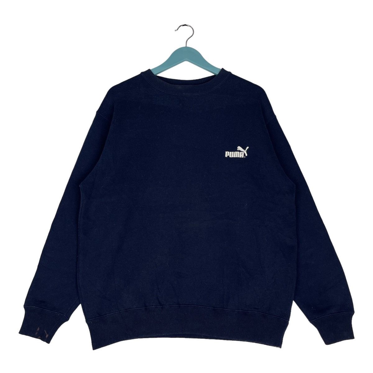 Puma × Vintage Vintage Puma Small Embroidered Crewneck Sweatshirt Navy Size US L / EU 52-54 / 3 - 1 Thumbnail