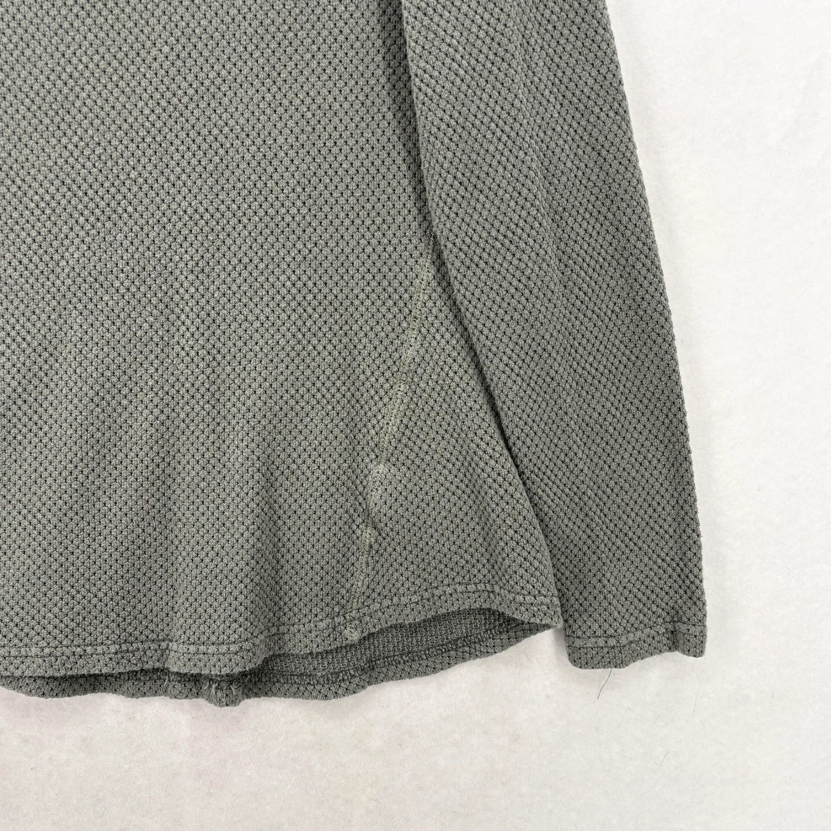 Vintage Kuhl Lyrik Sweater Womens Medium Gray V-Neck Long Sleeve Thermal Top Knit Pullover Casual 90s? Size M / US 6-8 / IT 42-44 - 3 Thumbnail