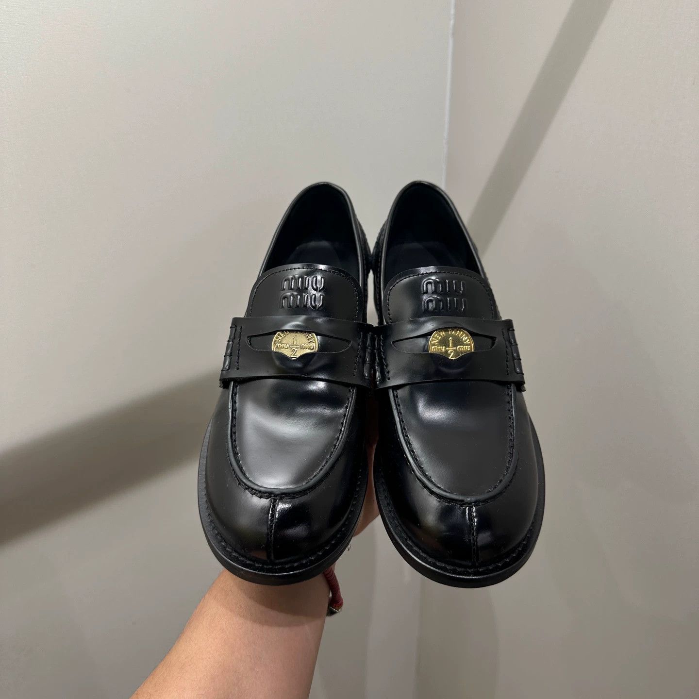 Miu Miu MIU MIU jan1118 Penny Gold Logo Loafer 36.5 Size US 5.5 / IT 35.5 - 3 Thumbnail