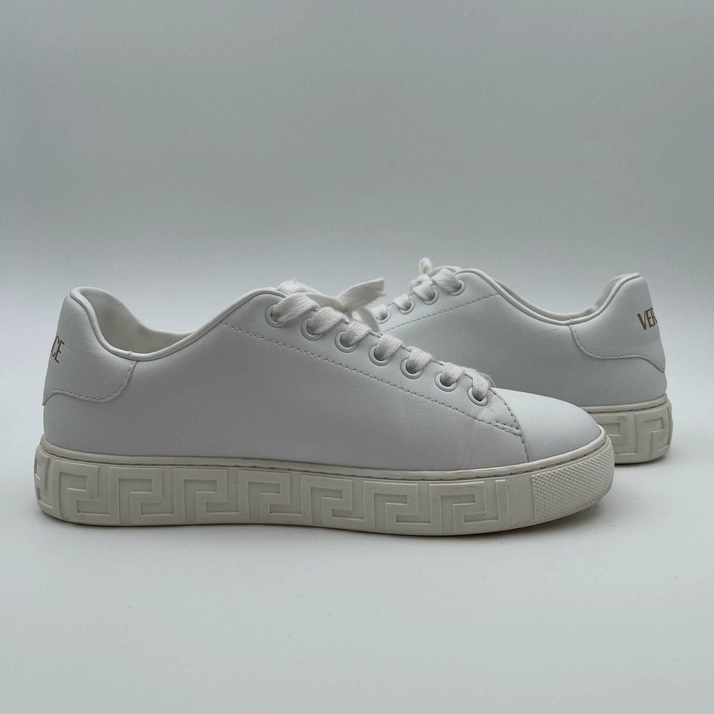 Versace Versace pre-owned white low-top sneakers 37 Size US 6.5 / IT 36.5 - 4 Thumbnail