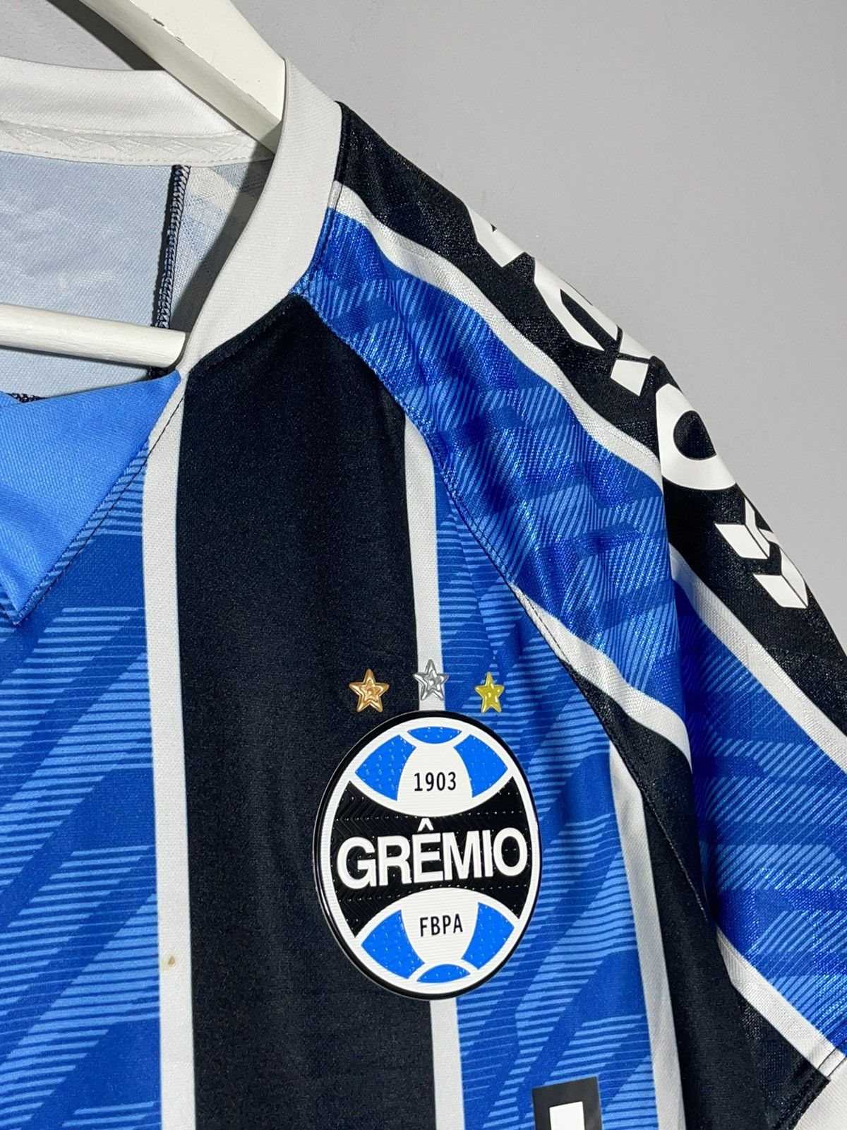 Umbro Gremio Umbro 2020 Home Y2k Streetwear Football Shirt Size US S / EU 44-46 / 1 - 5 Thumbnail