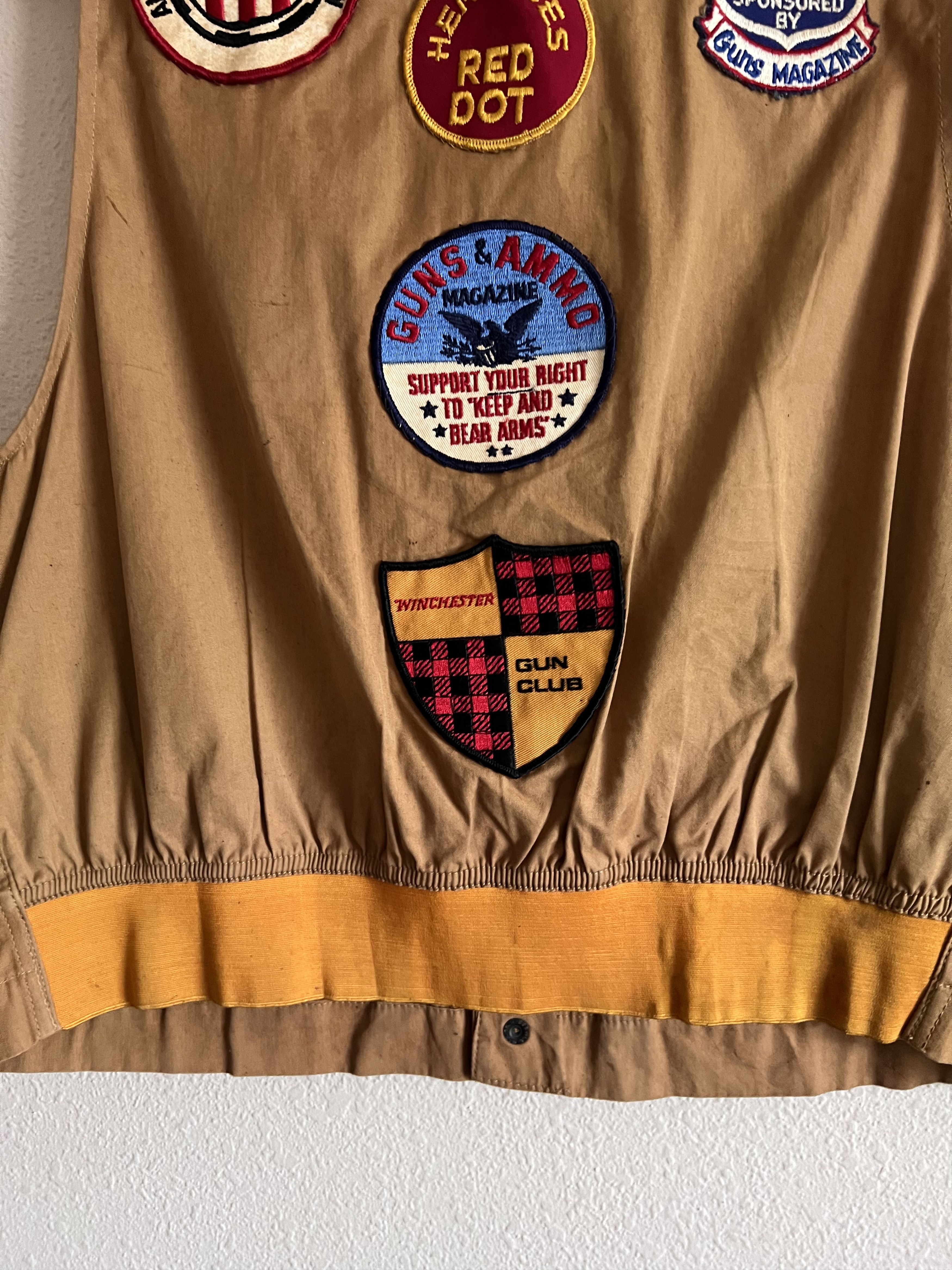 Vintage Vintage 80s Hunting Vest with Patches and Pins Size US L / EU 52-54 / 3 - 8 Thumbnail
