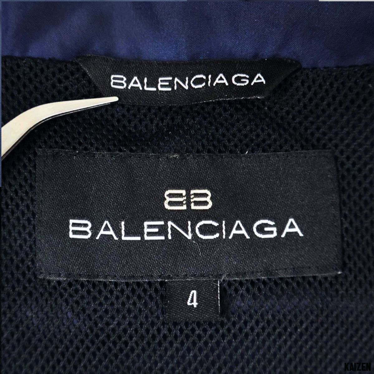 Balenciaga BALENCIAGA - VINTAGE EMBROIDERED SCRIPT LOGO LIGHT JACKET Size US XL / EU 56 / 4 - 9 Thumbnail