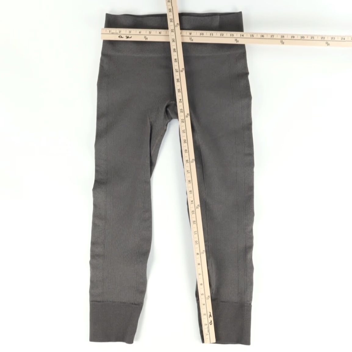 Lululemon Lululemon High Stretch Ebb to Street Cropped Nylon Microfiber Training Pants Gray Women's 8 Size 30" / US 8 / IT 44 - 3 Thumbnail