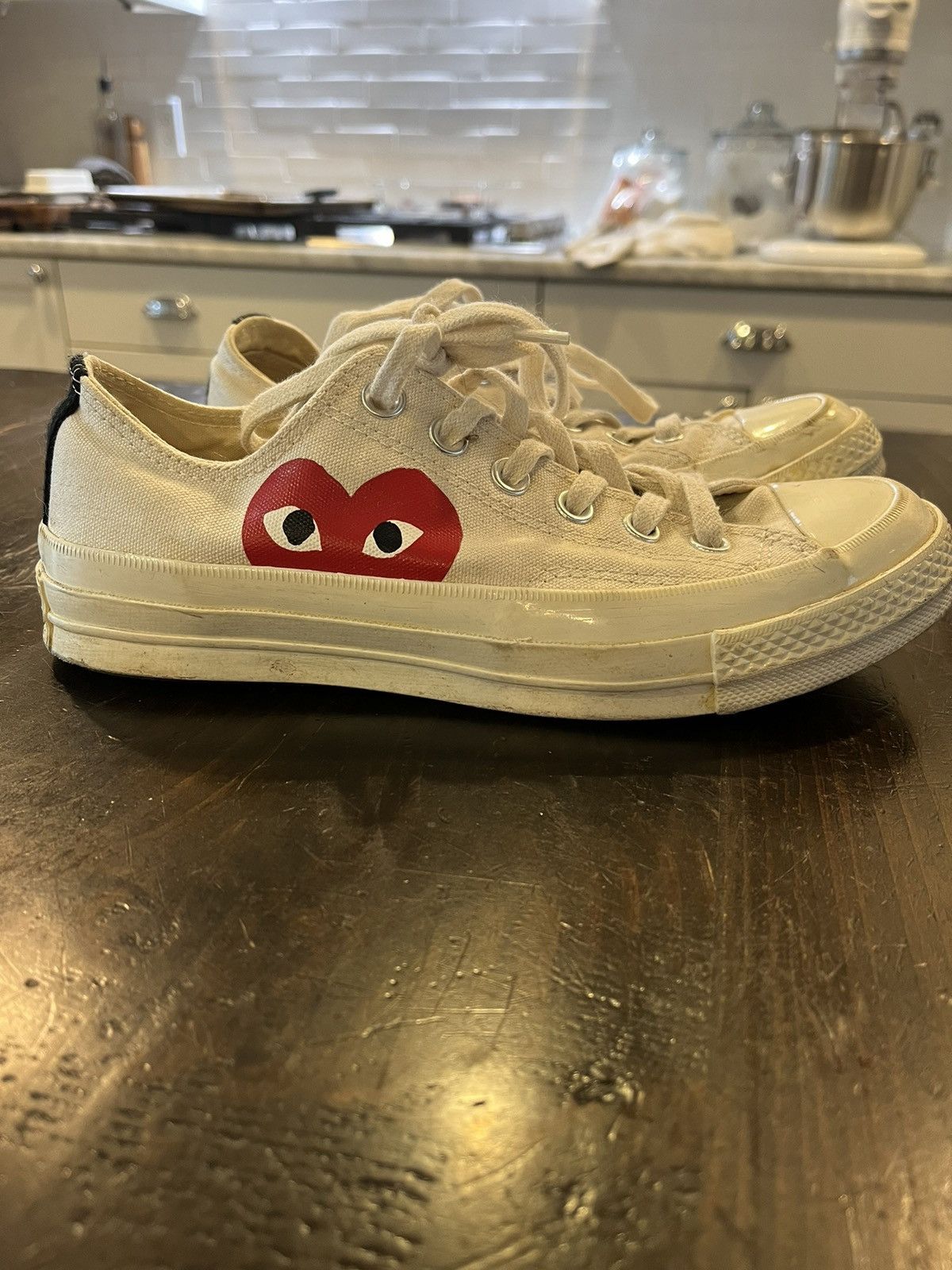 Comme des Garcons × Converse CDG Low Top Converse Size US 7 / IT 37 - 2 Thumbnail