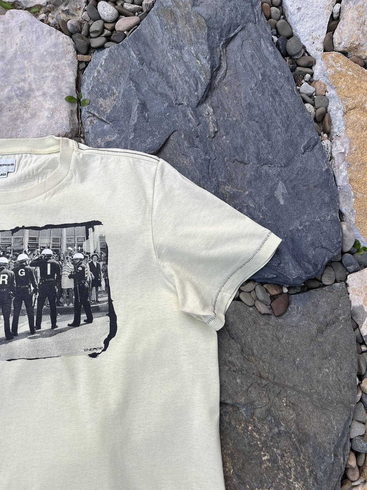 Energie × Vintage Vintage energie y2k cops polizei logo t-shirt tee Size US XXL / EU 58 / 5 - 4 Thumbnail