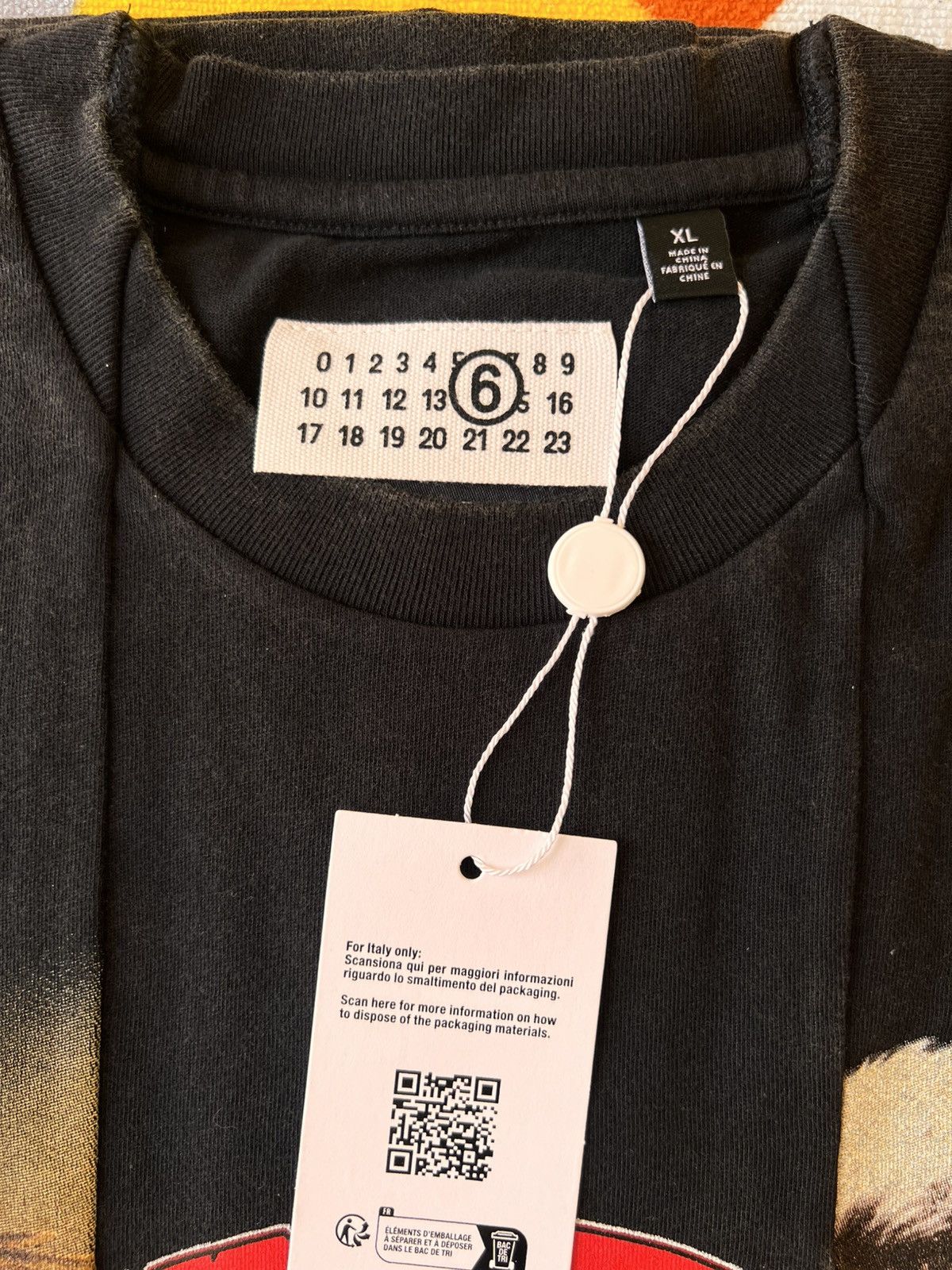 Maison Margiela × Supreme XL Supreme x MM6 Maison Margiela Split Graphic Top black red Size US XL / EU 56 / 4 - 6 Thumbnail