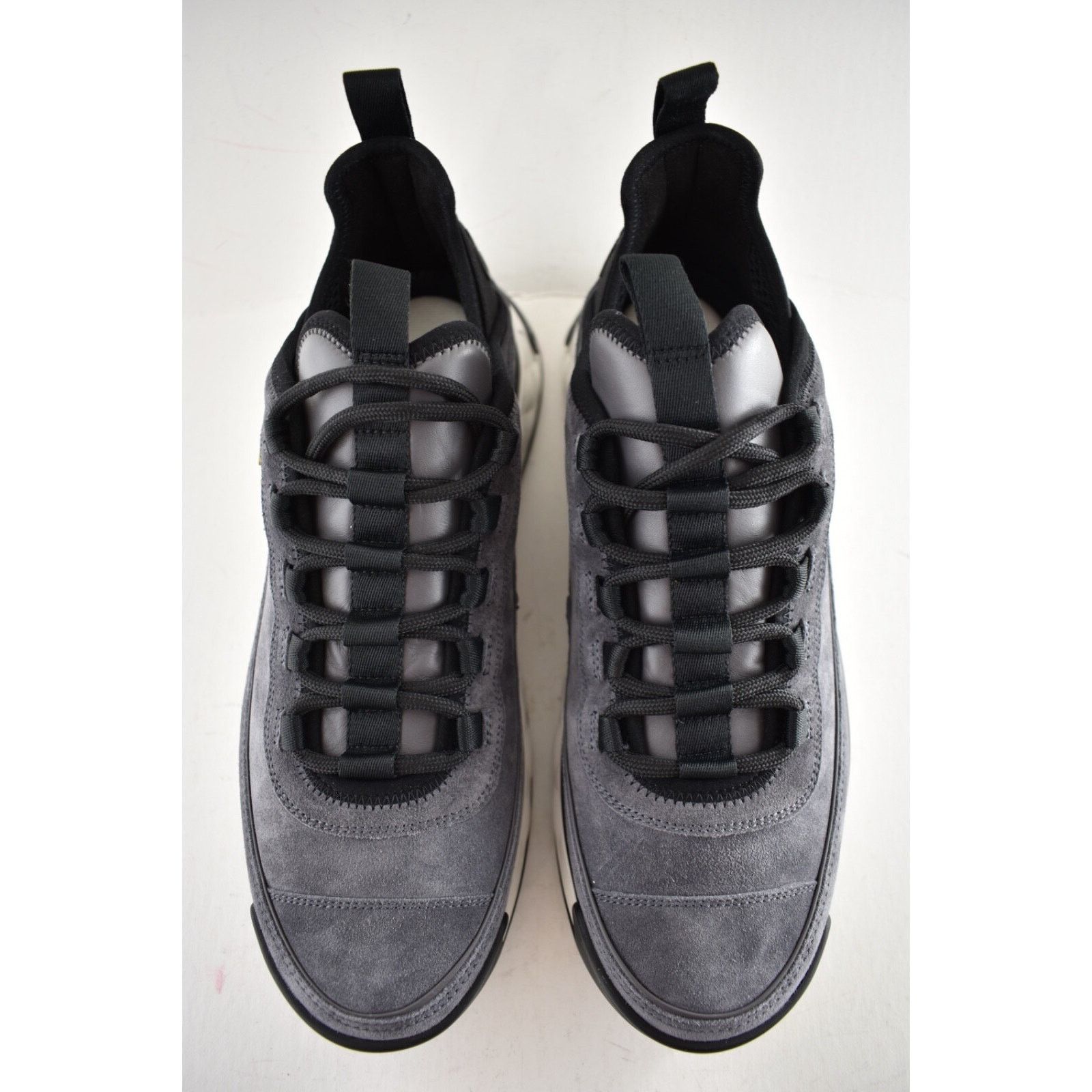 Chanel Chanel 23K Suede Black CC Logo Lace Up Low Top Sneaker 39.5 Size US 9.5 / IT 39.5 - 8 Thumbnail