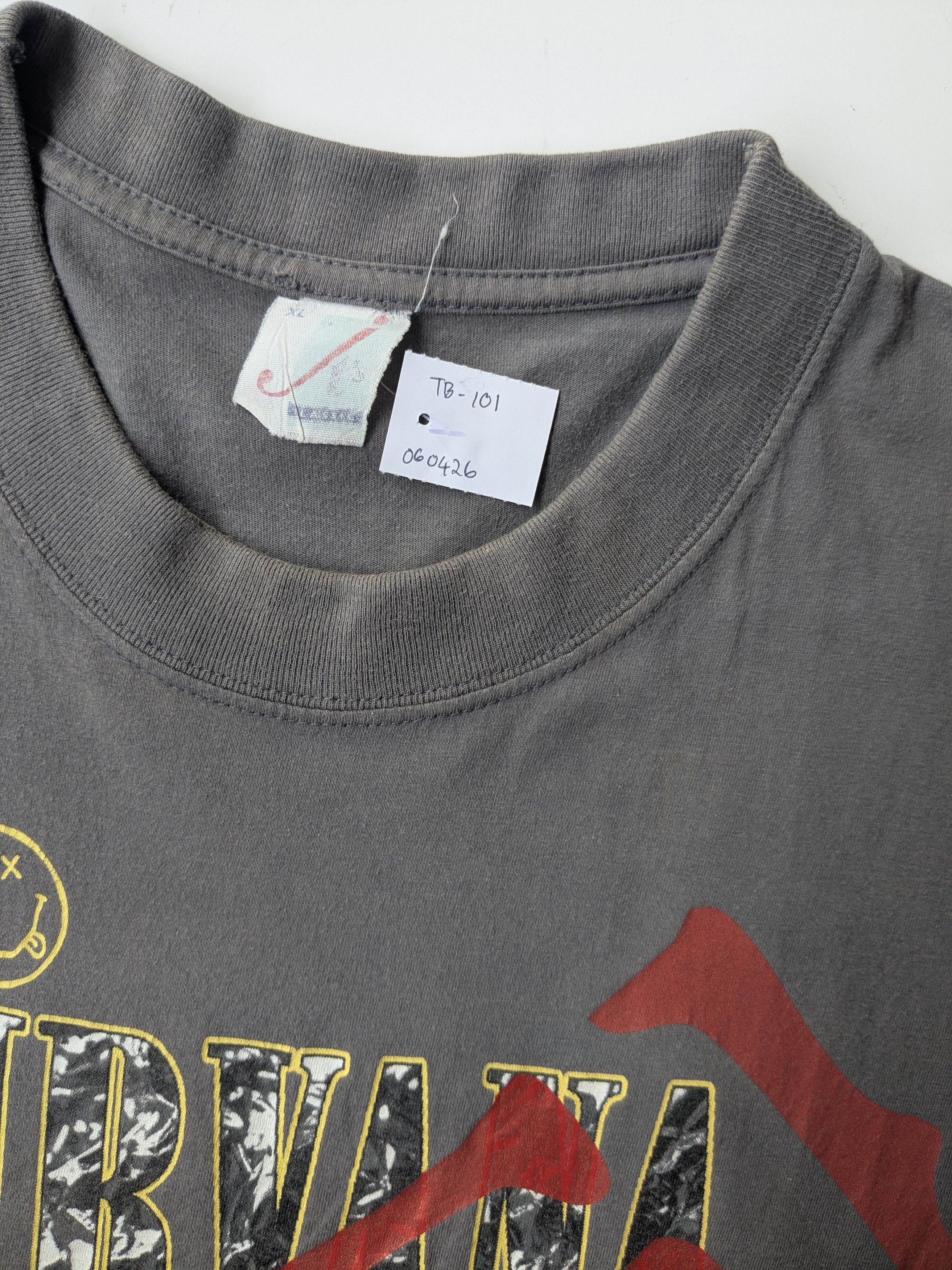 Nirvana Vintage 2003 NIRVANA we keep alive Size US XL / EU 56 / 4 - 10 Thumbnail