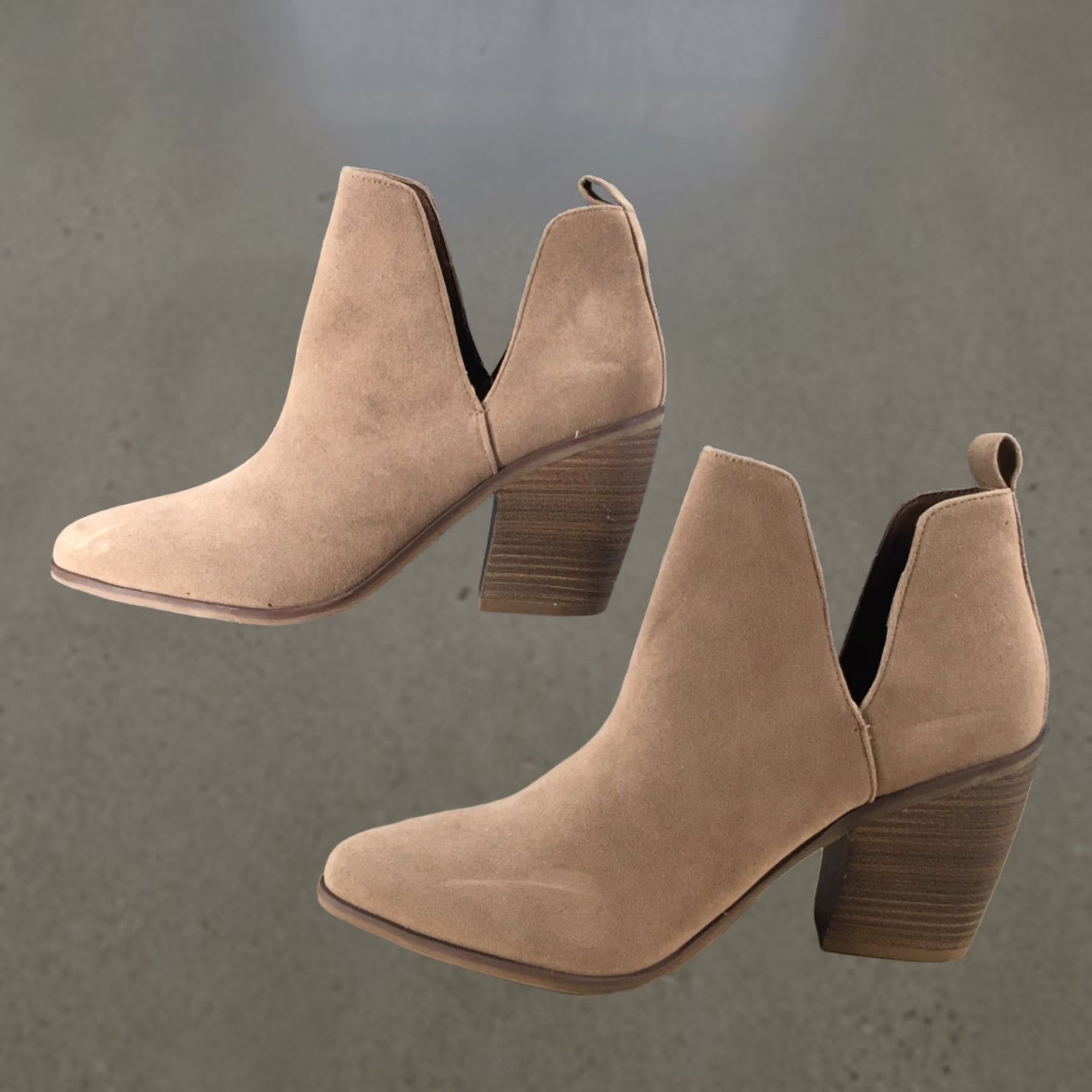 Vintage Universal Thread Boots Womens 11 Ankle Booties Beige Faux Leather Block Heels Size US 11 / IT 41 - 1 Thumbnail