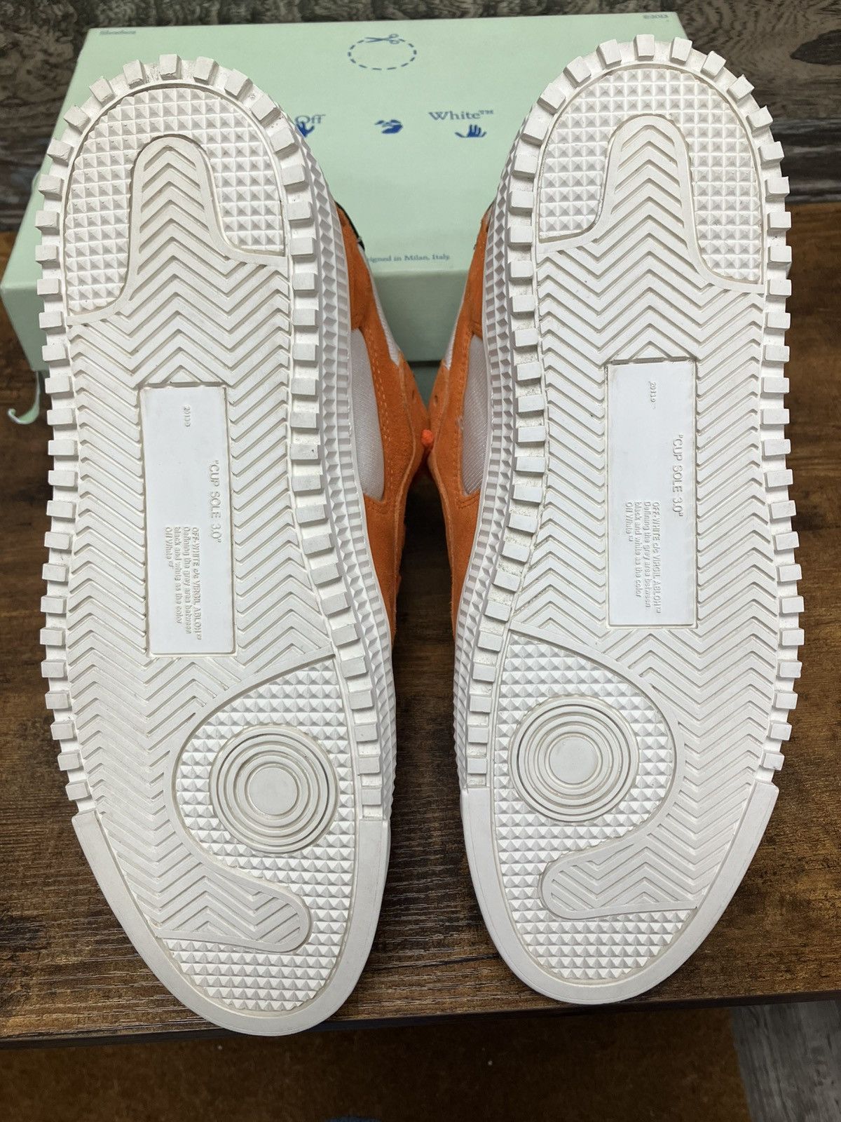 Off-White 9-Off-White Floating Arrow Sneaker Size US 9 / EU 42 - 8 Thumbnail