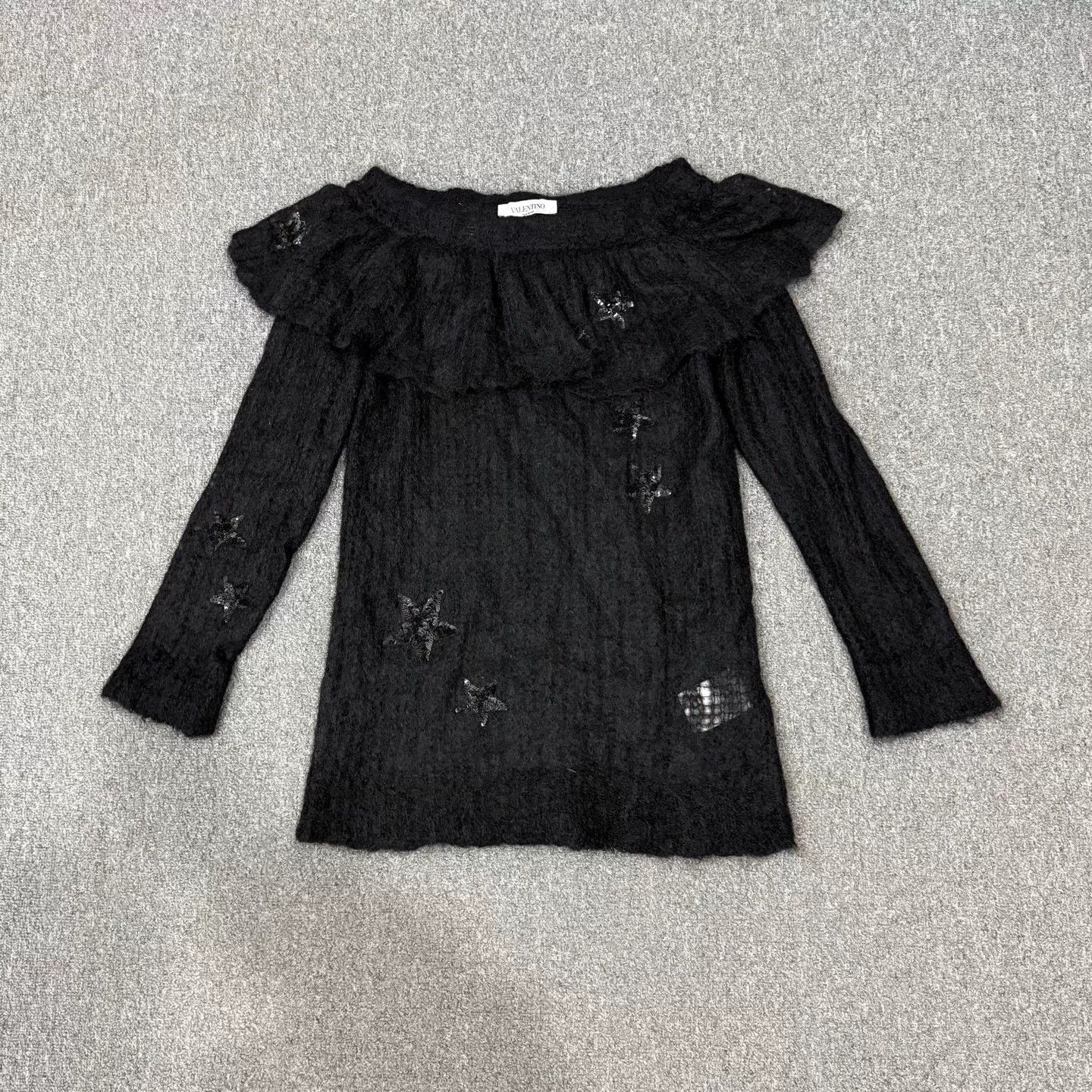 Valentino Valentino black lace mohair long sleeve XS 99 new Size XS / US 0-2 / IT 36-38 - 1 Thumbnail