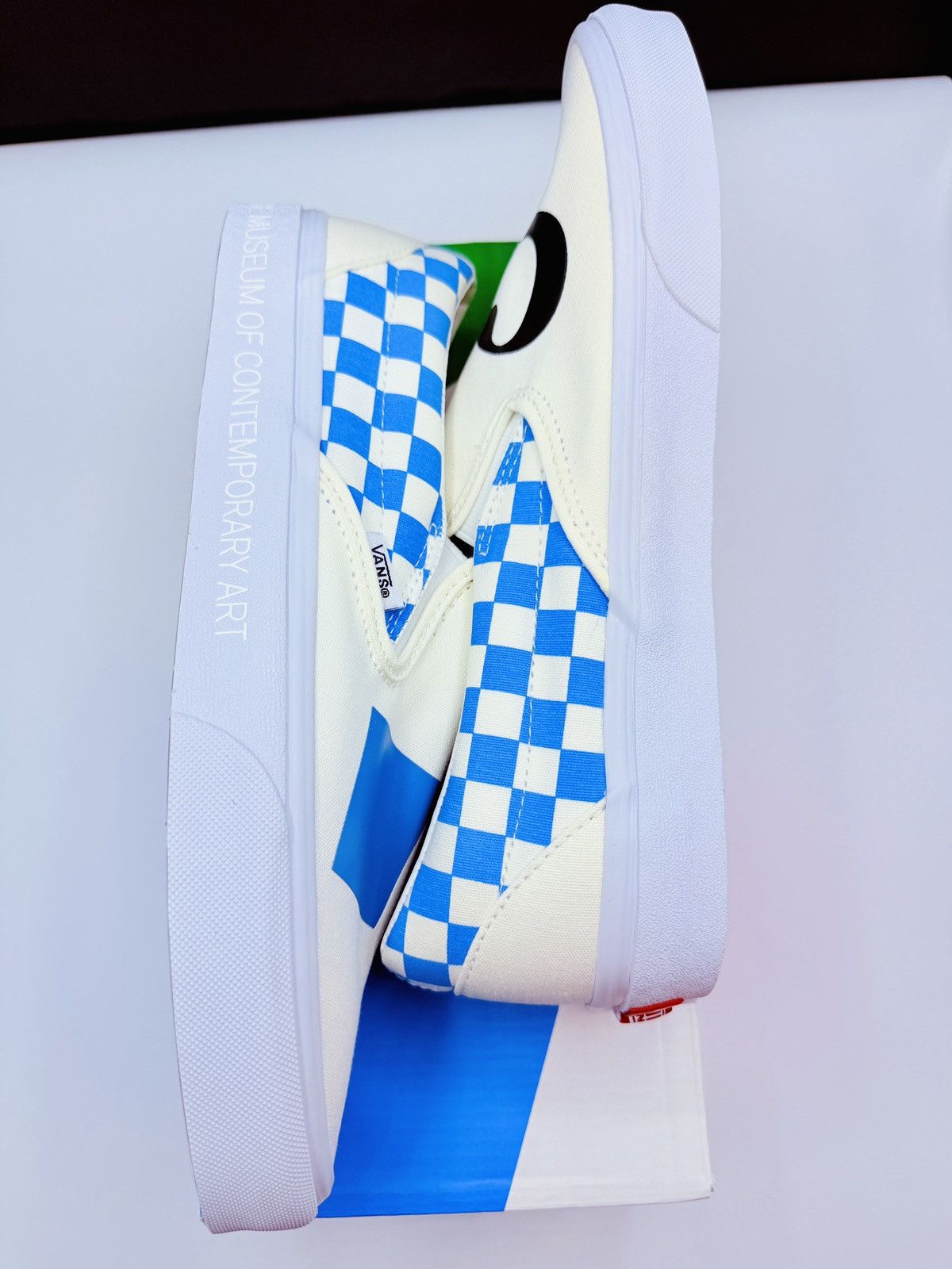 Vans Vans Classic Slip-On MOCA Museum of Contemporary Arts sz 10 Size US 10 / EU 43 - 14 Thumbnail