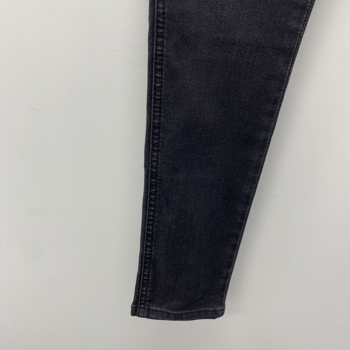 Prada Prada Black Casual Denim Pants K26WX Size 26" / US 2 / IT 38 - 5 Thumbnail