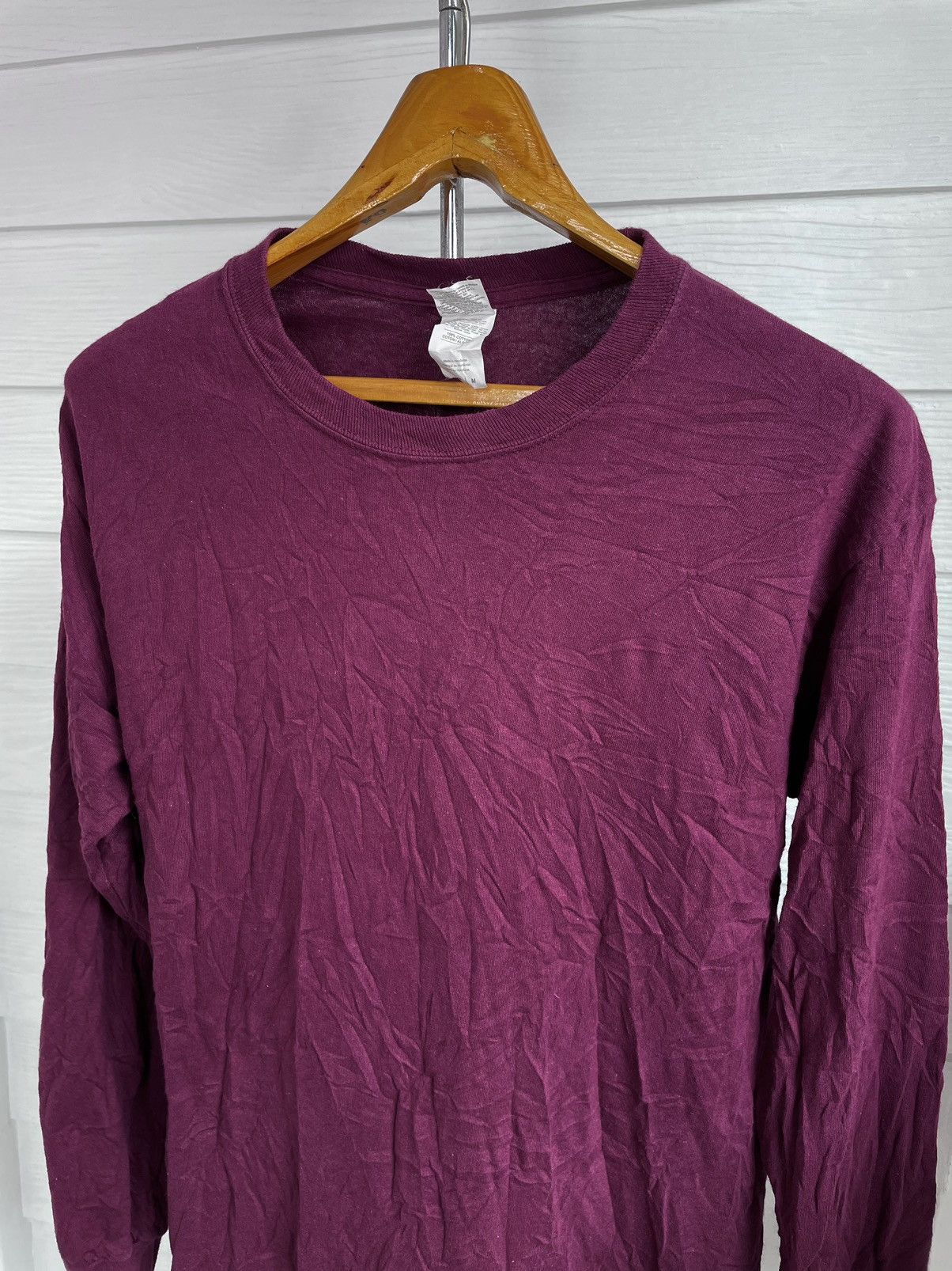 Gildan GILDAN BLANK MAROON LONG SLEEVE T-SHIRT Size US M / EU 48-50 / 2 - 2 Thumbnail