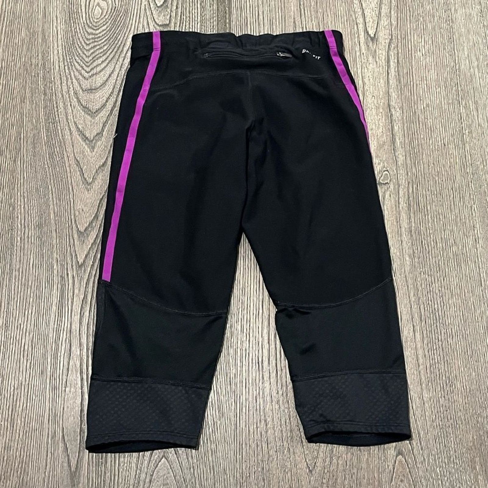 Nike Nike Dri-Fit Athletic Capri Leggings Black Purple Size S Size 24" / US 00 / IT 34 - 3 Thumbnail
