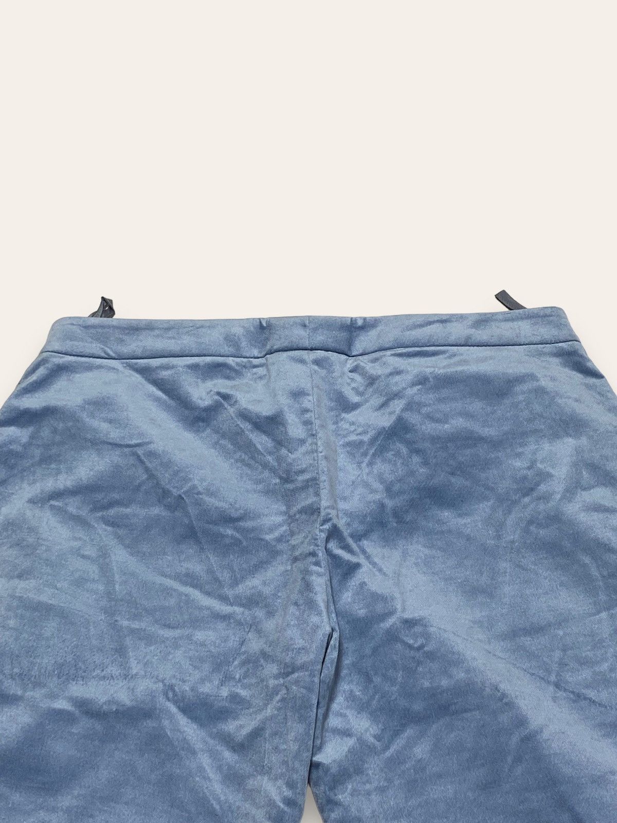 Alexander McQueen Vintage ALEXANDER MCQUEEN Velour Pastel Blue Pants Size 27" / US 4 / IT 40 - 11 Thumbnail
