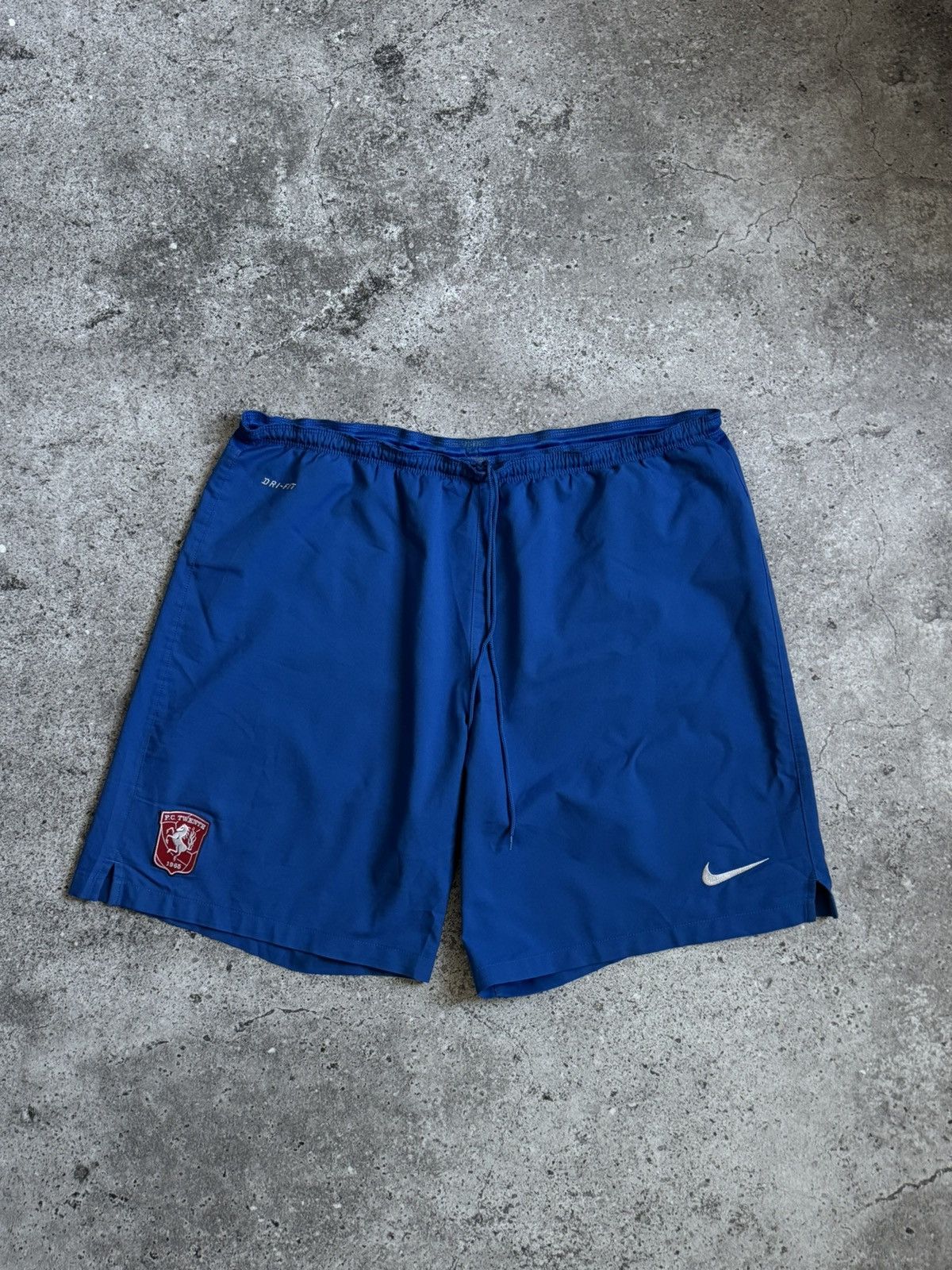 Nike × Vintage Nike Twente F.C. blue XL sport soccer shorts Size US 36 / EU 52 - 1 Thumbnail