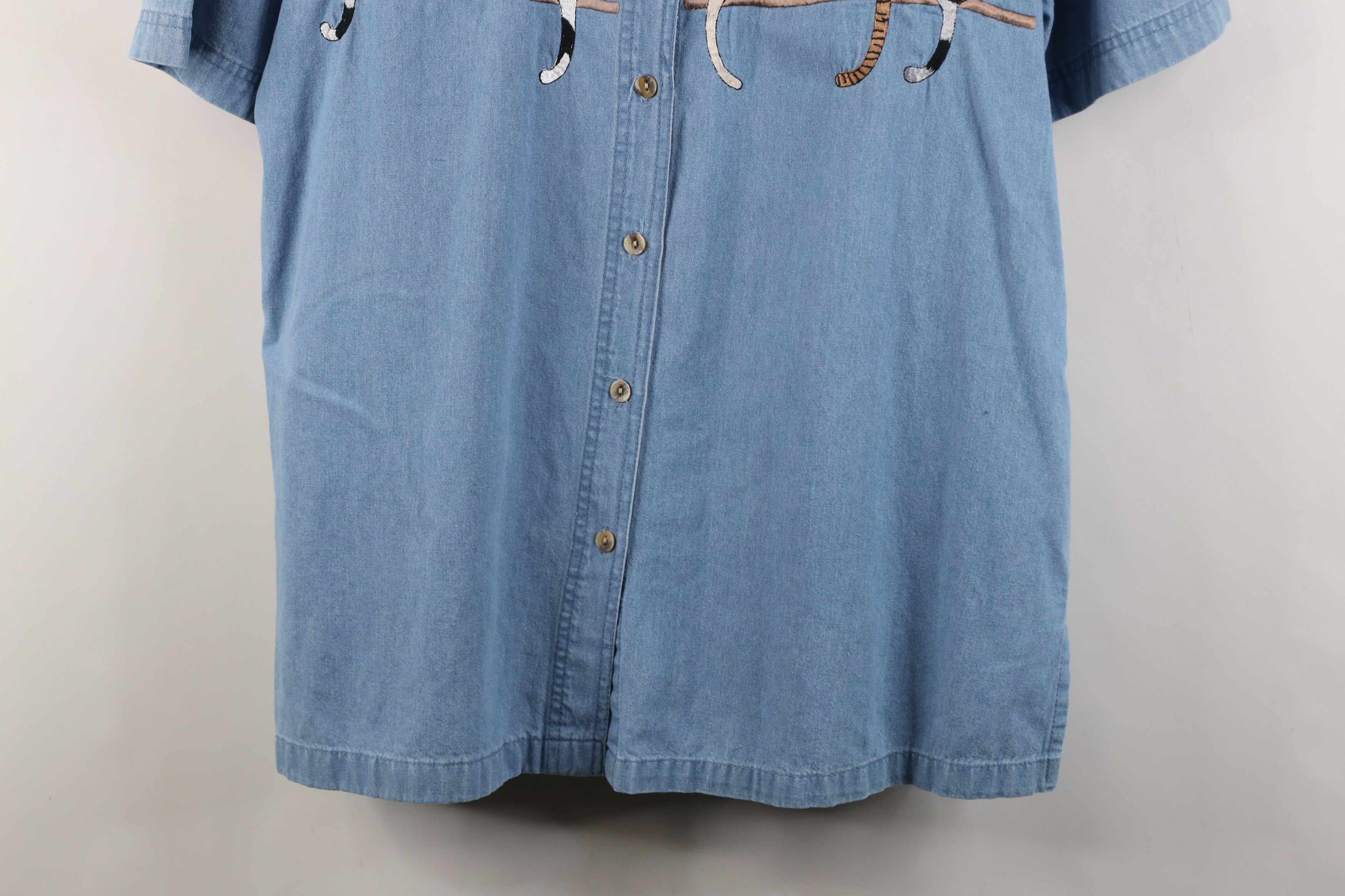 Vintage Vintage 90s Streetwear Short Sleeve Denim Button Shirt Size L / US 10 / IT 46 - 3 Thumbnail