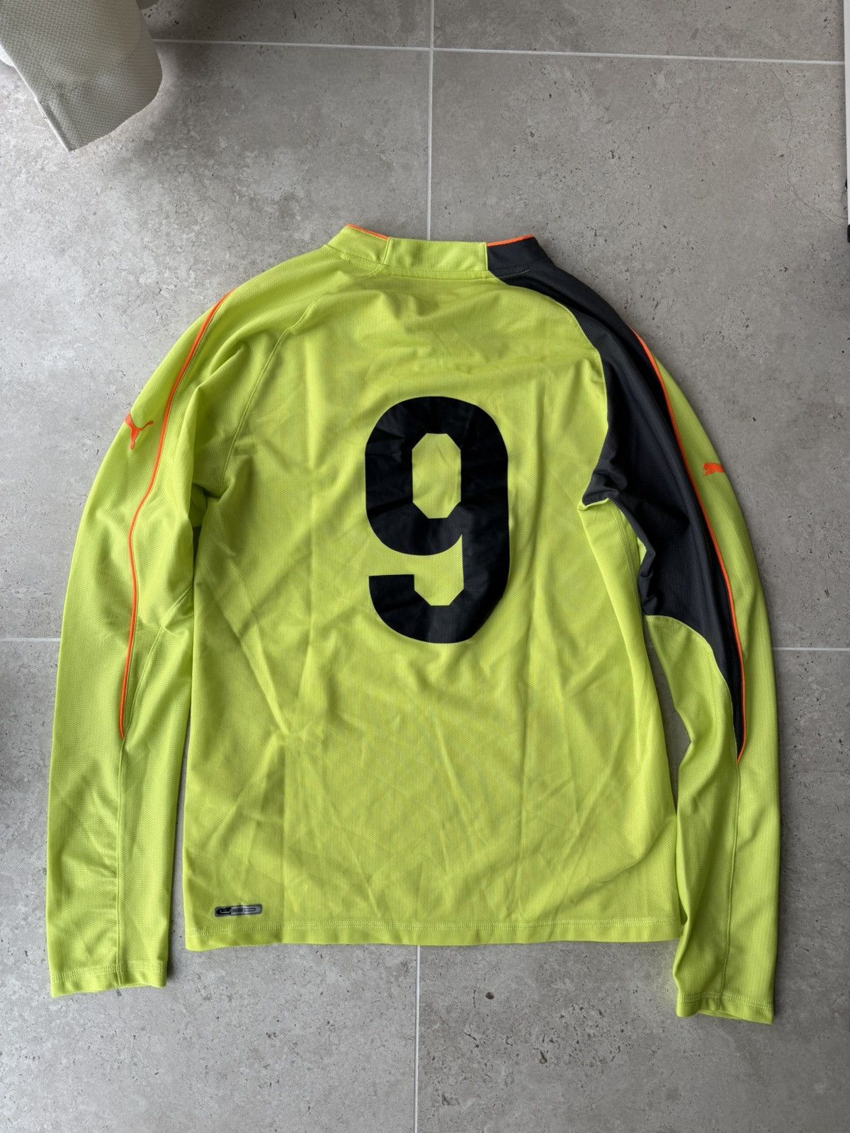 Puma Switzerland Goalkeeper Football Drycell Jersey Size US L / EU 52-54 / 3 - 2 Thumbnail