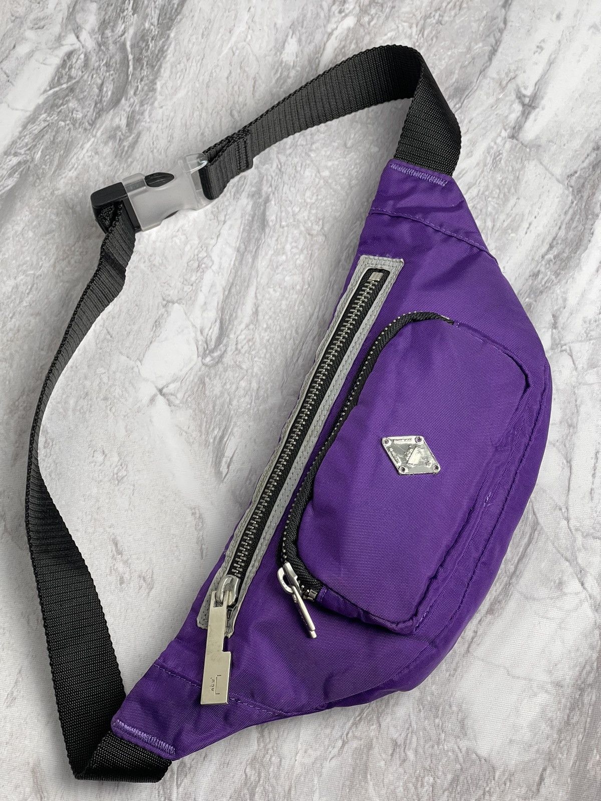 A-COLD-WALL* A-COLD-WALL* Logo Plaque Purple Crossbody Bag Size ONE SIZE - 3 Thumbnail