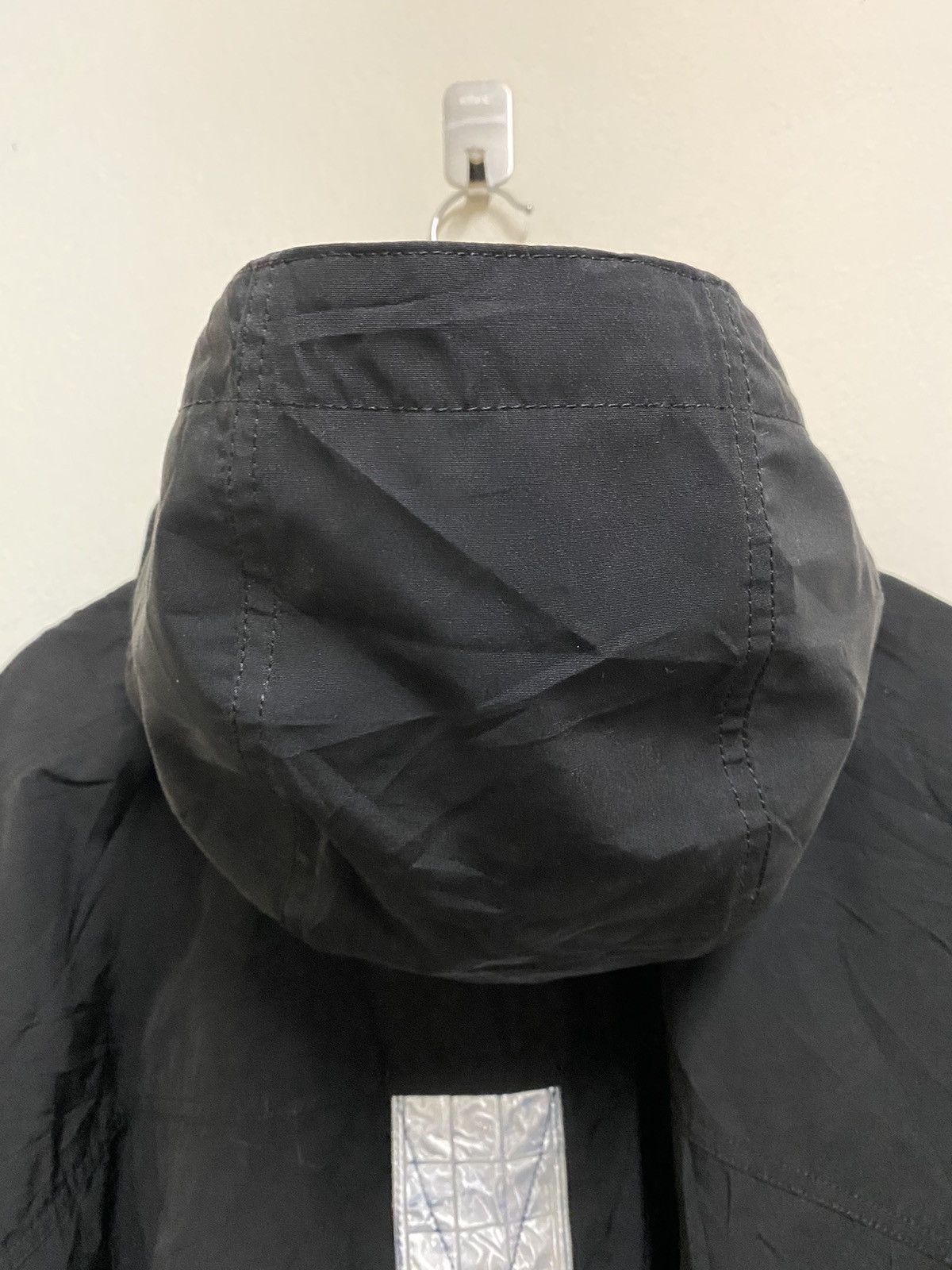 Comme des Garcons rare comme des garcons junya watanabe fw18 reflector poncho Size US L / EU 52-54 / 3 - 15 Thumbnail