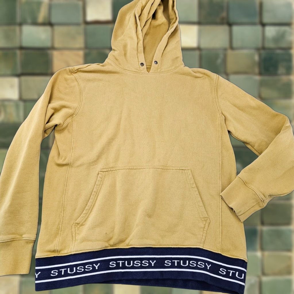 Vintage VINTAGE Stussy Sweater Mens Size Small Yellow Hoodie Cotton Knit Pullover Y2K Sweatshirt Size US S / EU 44-46 / 1 - 1 Thumbnail