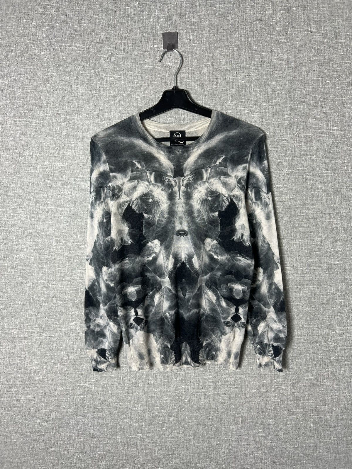 Alexander McQueen Alexander McQueen Trompe L’Oeil All Over Print Silk Sweater Size L / US 10 / IT 46 - 1 Thumbnail