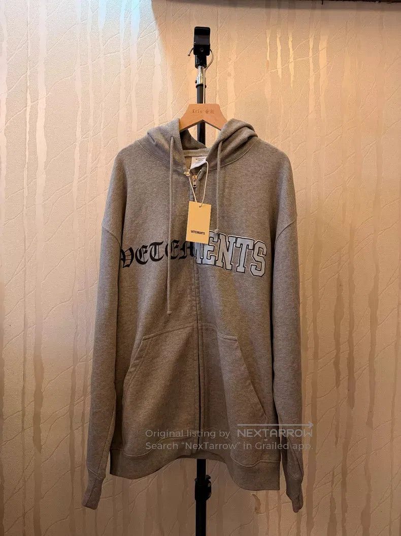 Vetements Vetements Zip-Up Hoodie Size US S / EU 44-46 / 1 - 1 Thumbnail
