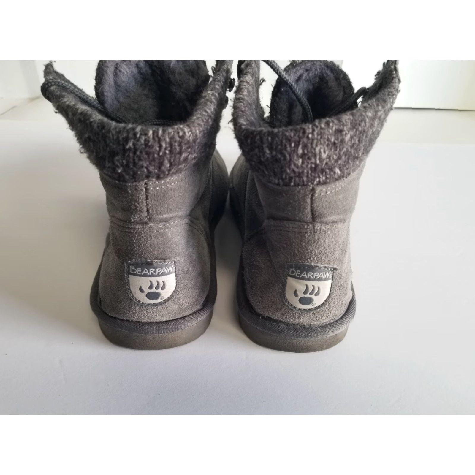 Vintage BEARPAW Womens Macie Wool Lined Boot Gray Suede Lace Up Booties, US Size 9, Ankle, Flat Heel, Boot, Boots, Winter, Fall, Womens Size US 9 / IT 39 - 3 Thumbnail