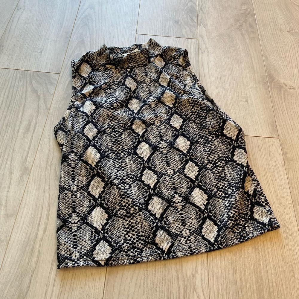 Designer Caution to the Wild Black and White Snakeprint Size S / US 4 / IT 40 - 1 Thumbnail