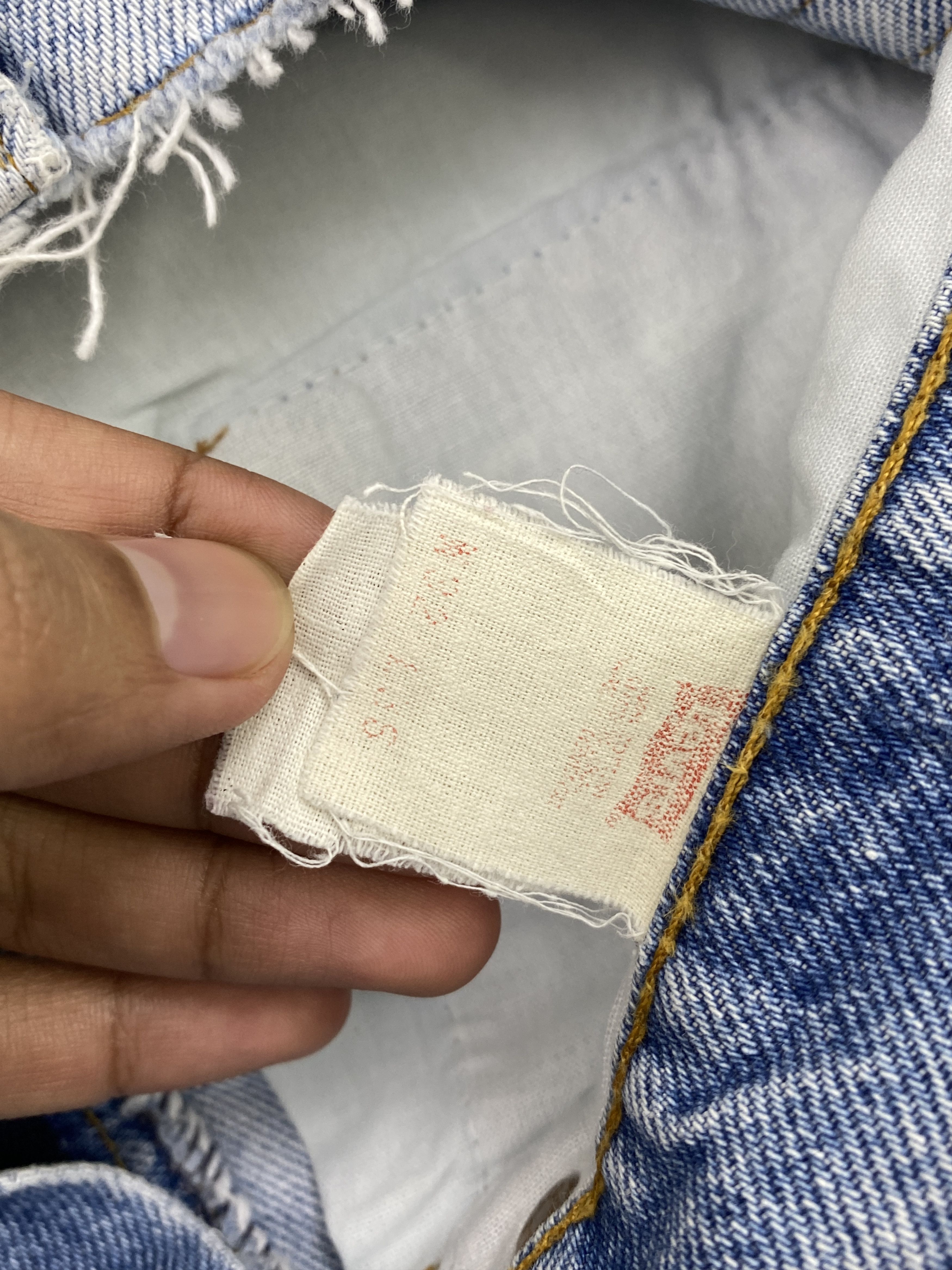 Levi's × Vintage Vintage 90s Levis 505 Light Blue Washed Denim Jeans Size US 31 - 7 Thumbnail