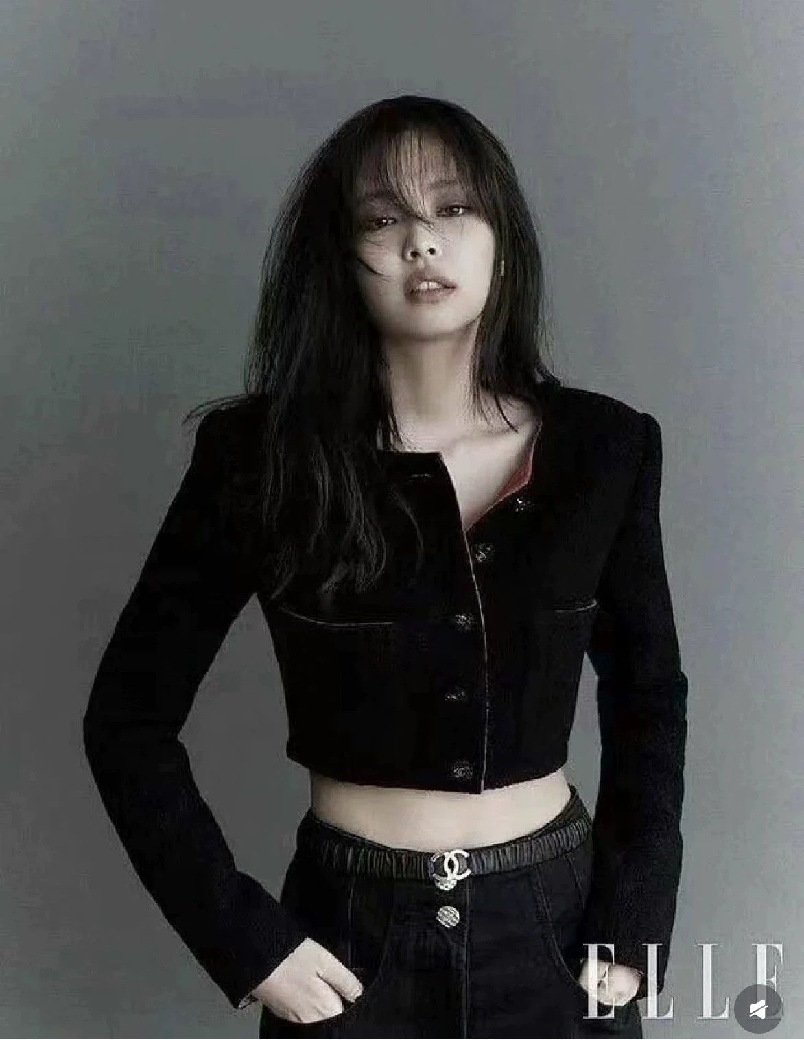 Chanel Used CHANEL 21FW Jennie x Black Short Jacket 34 Size XS / US 0-2 / IT 36-38 - 8 Thumbnail