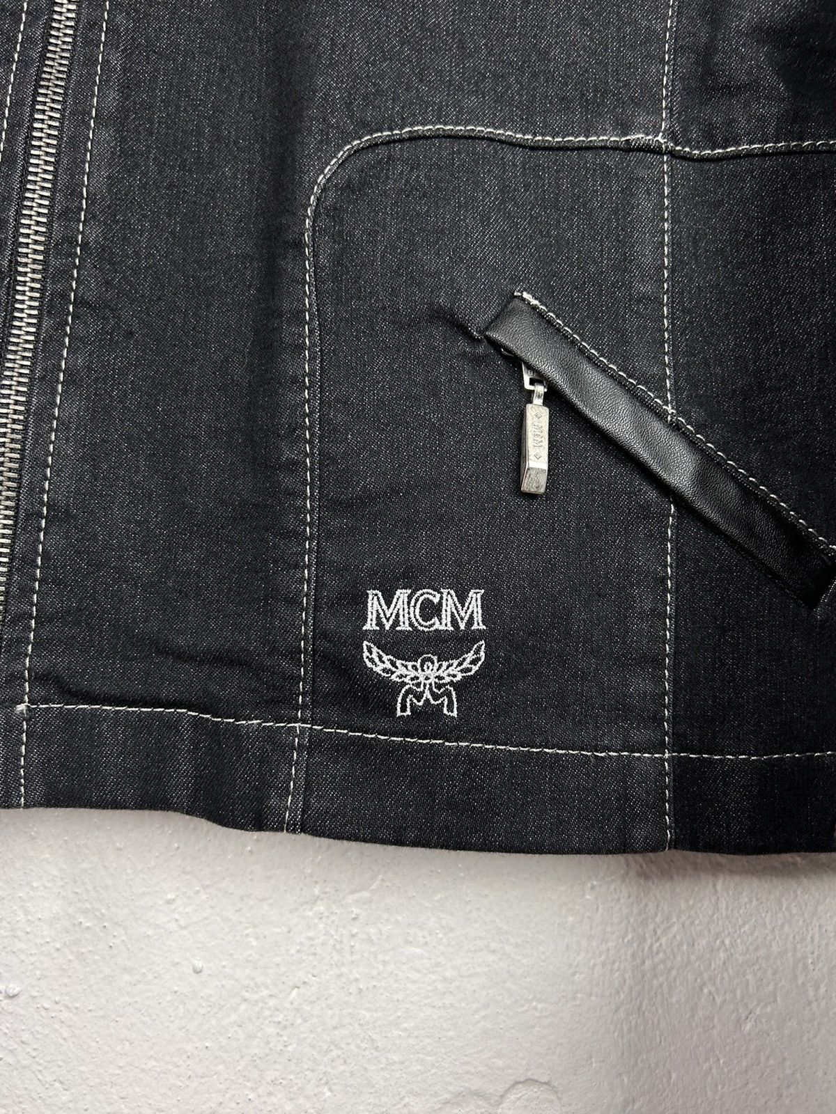MCM Vintage MCM Jeans Denim Luxury Trucker Jacket Size 42 Size M / US 6-8 / IT 42-44 - 6 Thumbnail