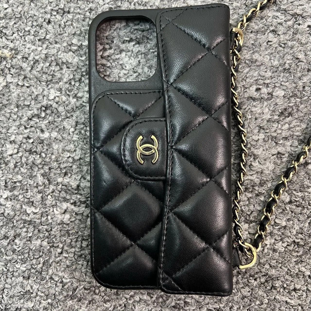 Chanel Chanel Black Lambskin Gold Ball Chain Phone Case. Size ONE SIZE - 4 Thumbnail