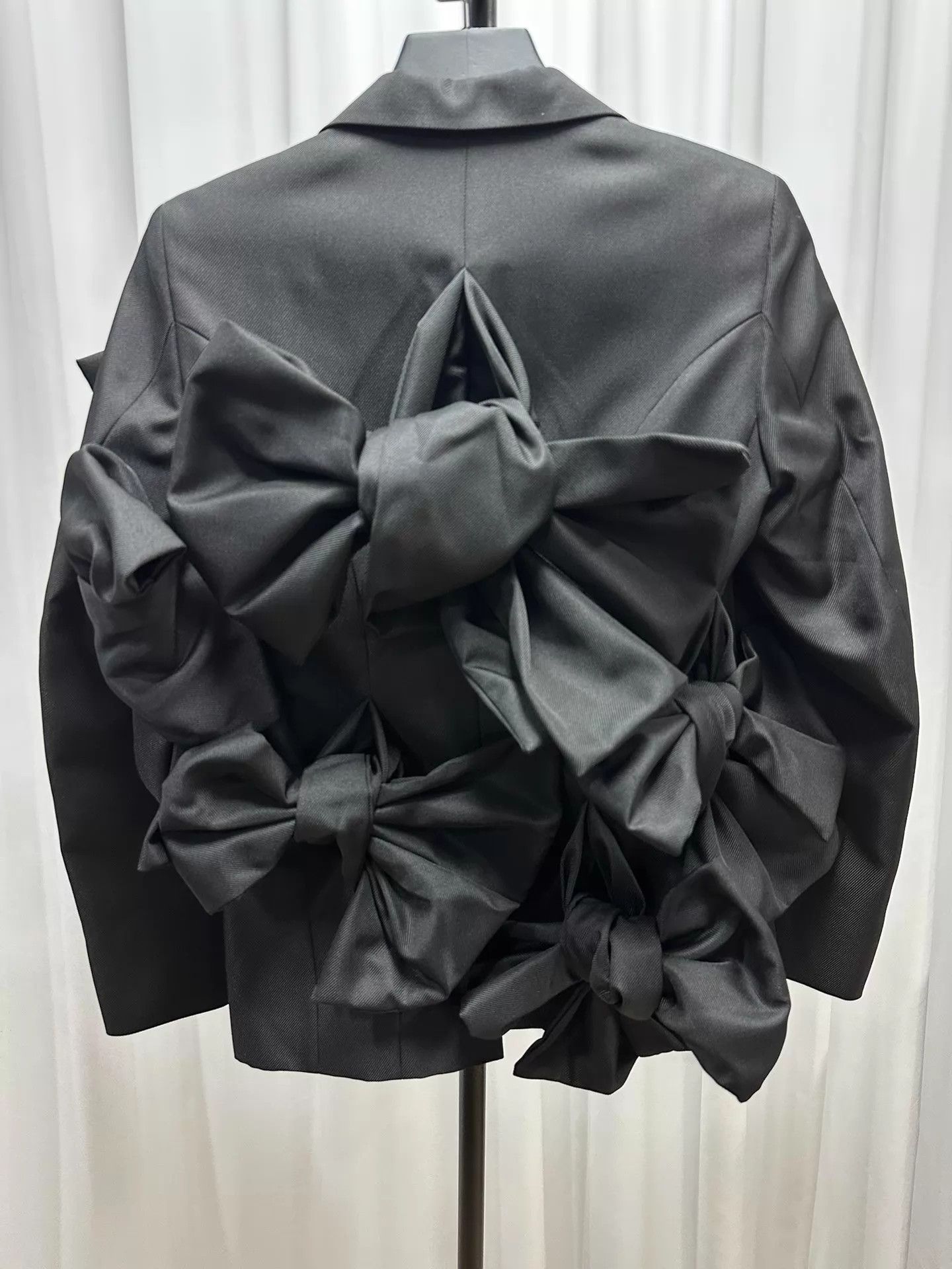 Comme des Garcons Comme des Garcons Homme Plus 25ss Women's Black Bow Jacket XS Size XS / US 0-2 / IT 36-38 - 4 Thumbnail