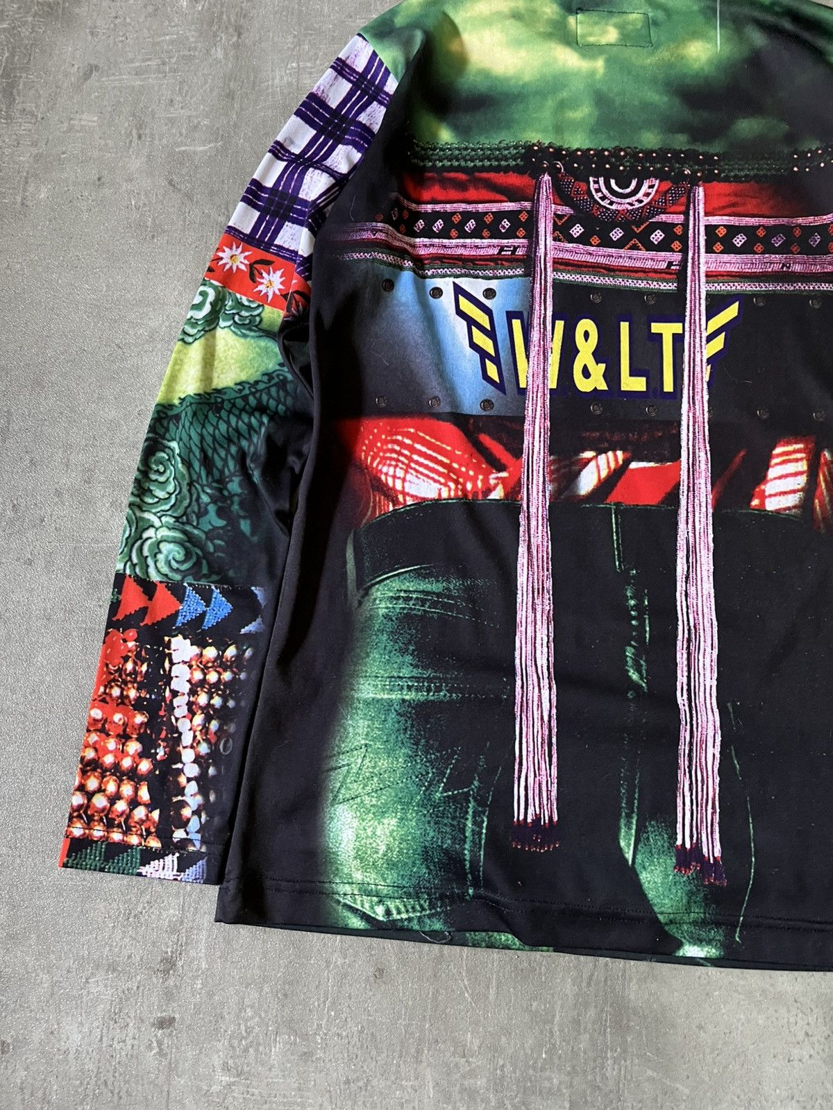 W&LT Walter Van Beirendonck W&LT 1996 long sleeve Alien rare Size US L / EU 52-54 / 3 - 8 Thumbnail