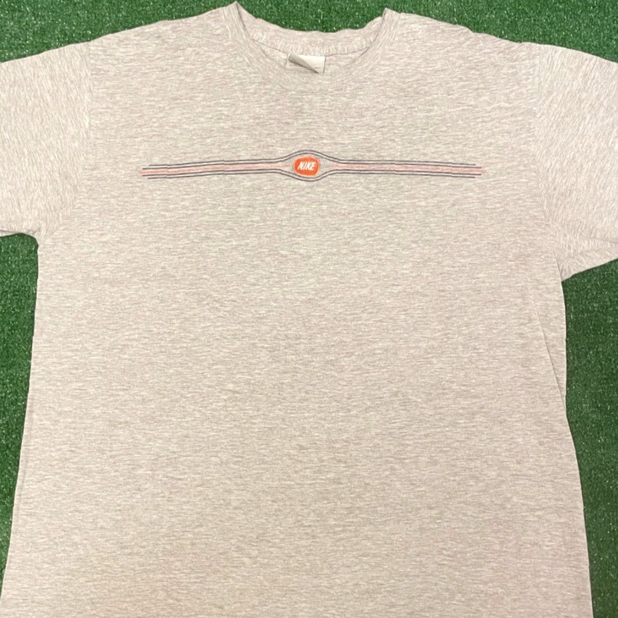 Nike VINTAGE Nike Essential Embroidered Center Logo VTG Shirt Mens Size L Gray 90s Hip Hop Sports Logo Men Short Sleeve T-Shirt 1990-1999 Size US L / EU 52-54 / 3 - 3 Thumbnail