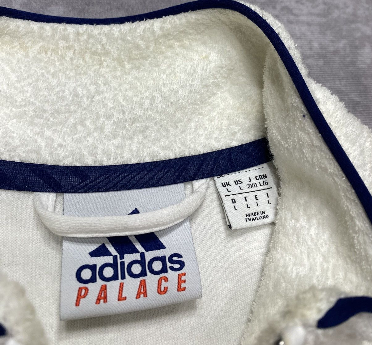 Adidas × Palace Palace x Adidas On Court Towel Track Jacket White(VEST ONLY) Size US L / EU 52-54 / 3 - 4 Thumbnail