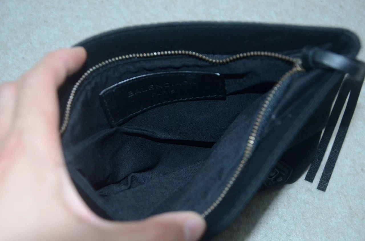 Balenciaga Balenciaga black canvas leather envelope with studs Size ONE SIZE - 7 Thumbnail
