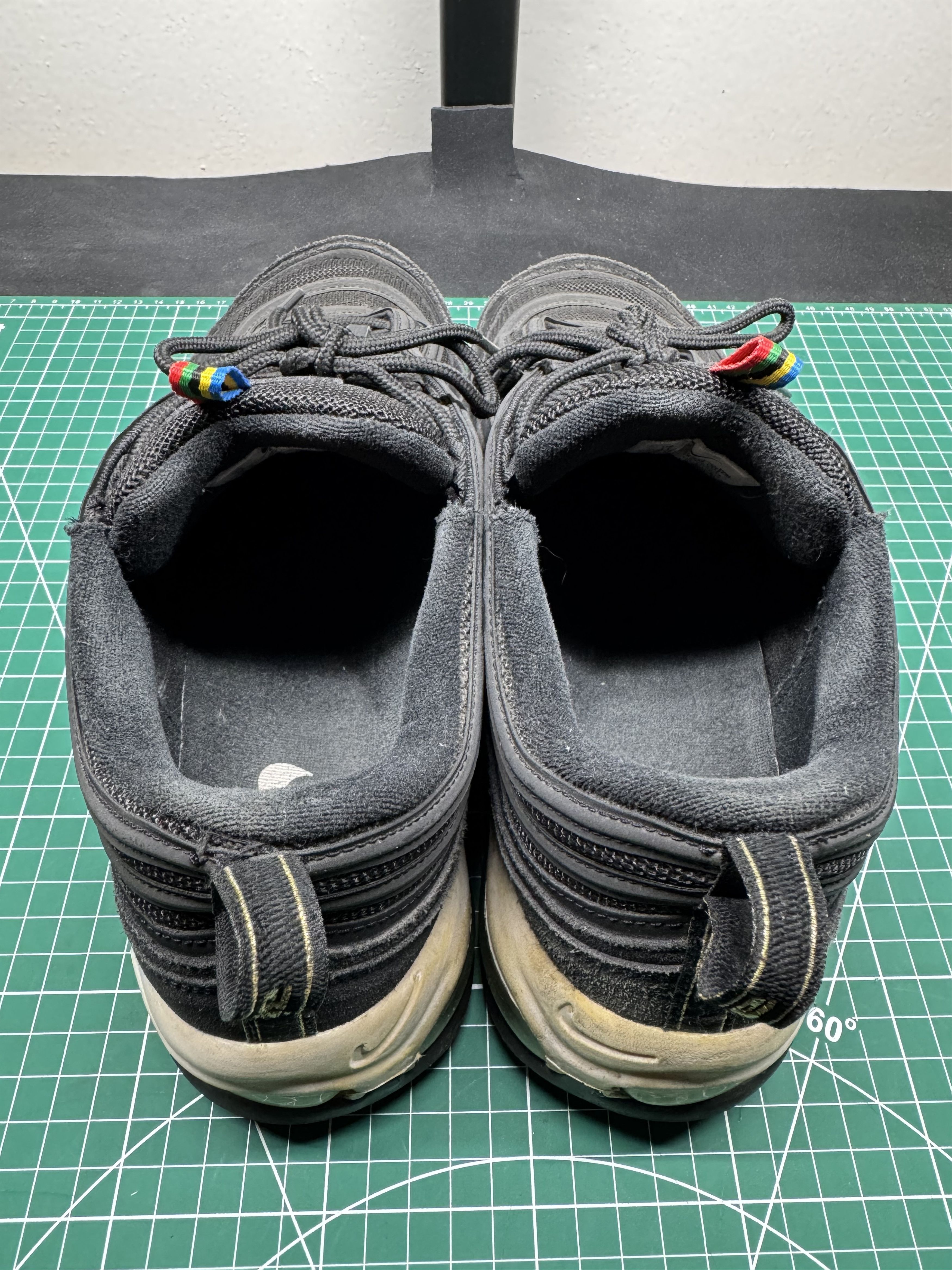 Nike Size 11 - Nike Air Max 97 QS Olympics Rings - Black Size US 11 / EU 44 - 2 Thumbnail