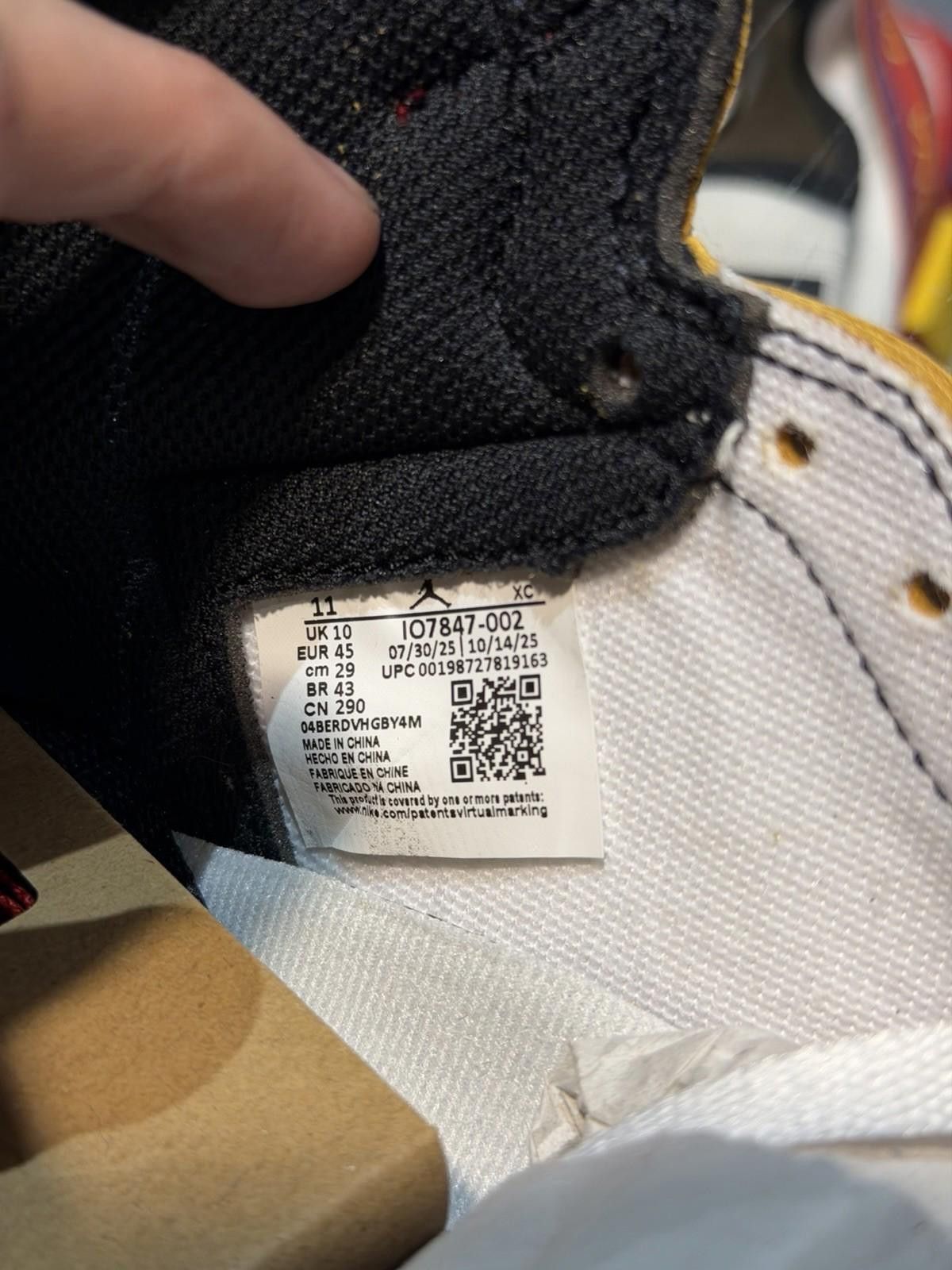 Jordan Brand Air Jordan 1 x Union x Fragment Black and Varsity Red 11 Size US 11 / EU 44 - 9 Thumbnail