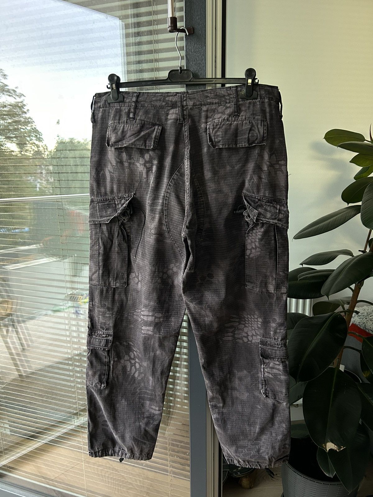 Vintage Vintage Military Tiger Stripe Camo Cargo Pants Size US 32 / EU 48 - 10 Thumbnail