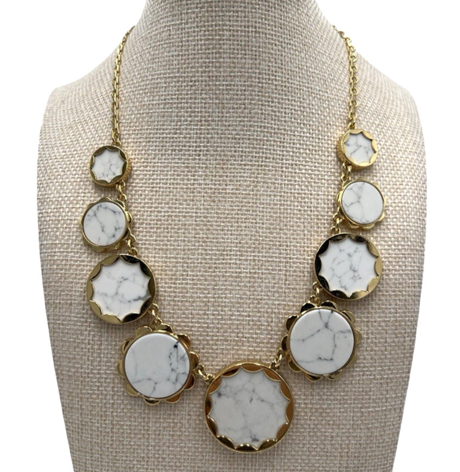 Other NWOT Kate Spade Punchy Petals Necklace Marble Hematite Size ONE SIZE - 1 Thumbnail