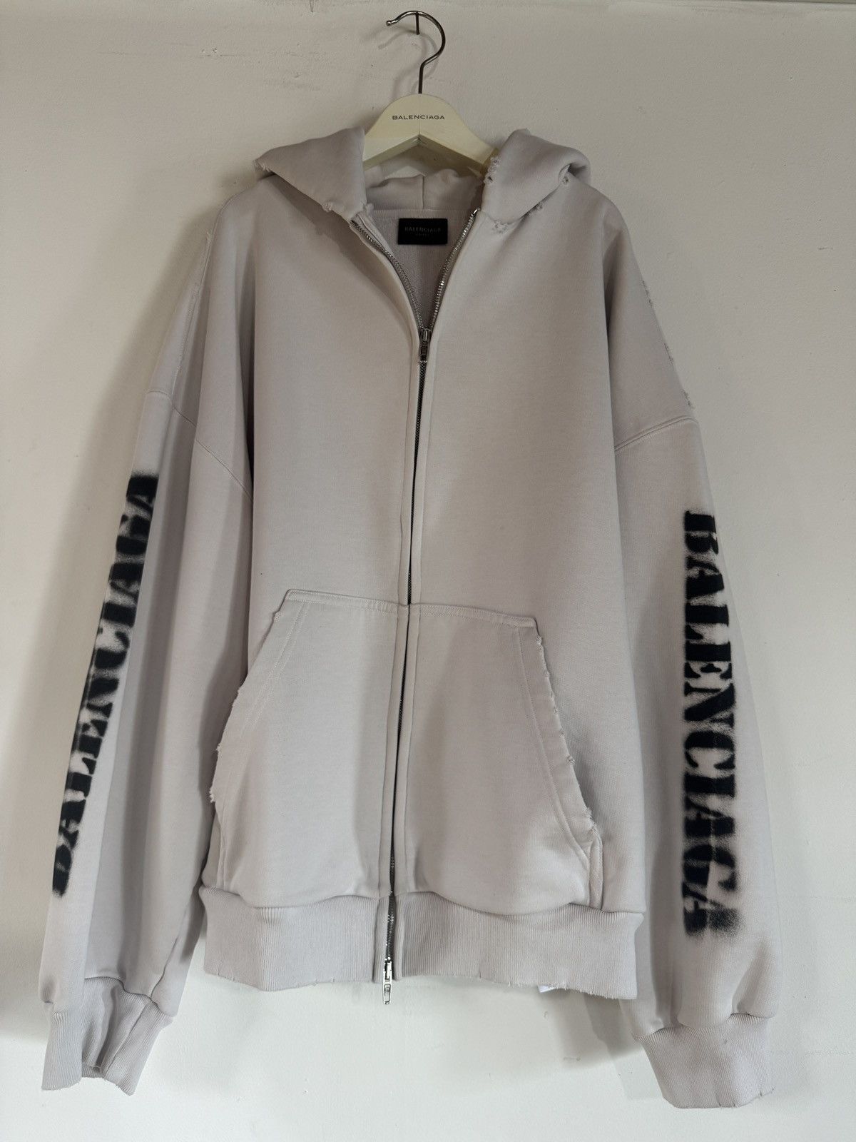 BALENCIAGA STENCIL TYPE ZIP-UP HOODIE