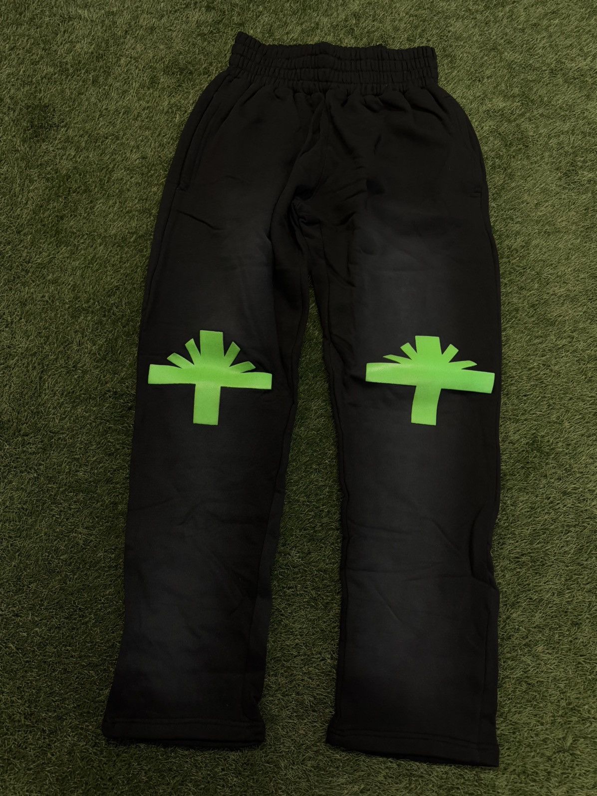 Vertabrae Vertabrae Sweatpants Black Green Size XXL (NEW) Size US 36 / EU 52 - 1 Thumbnail